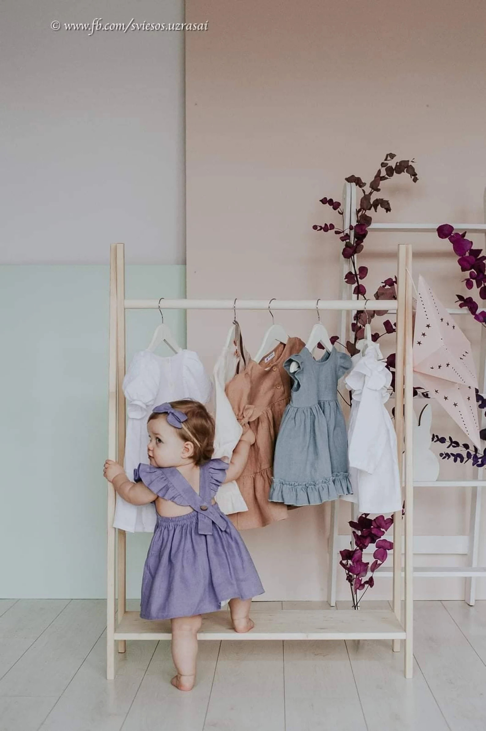 Wooden kid clothes rack Montessori toddler clothing rack Dress up storage Toddler wardrobe Montes... | Etsy (US)