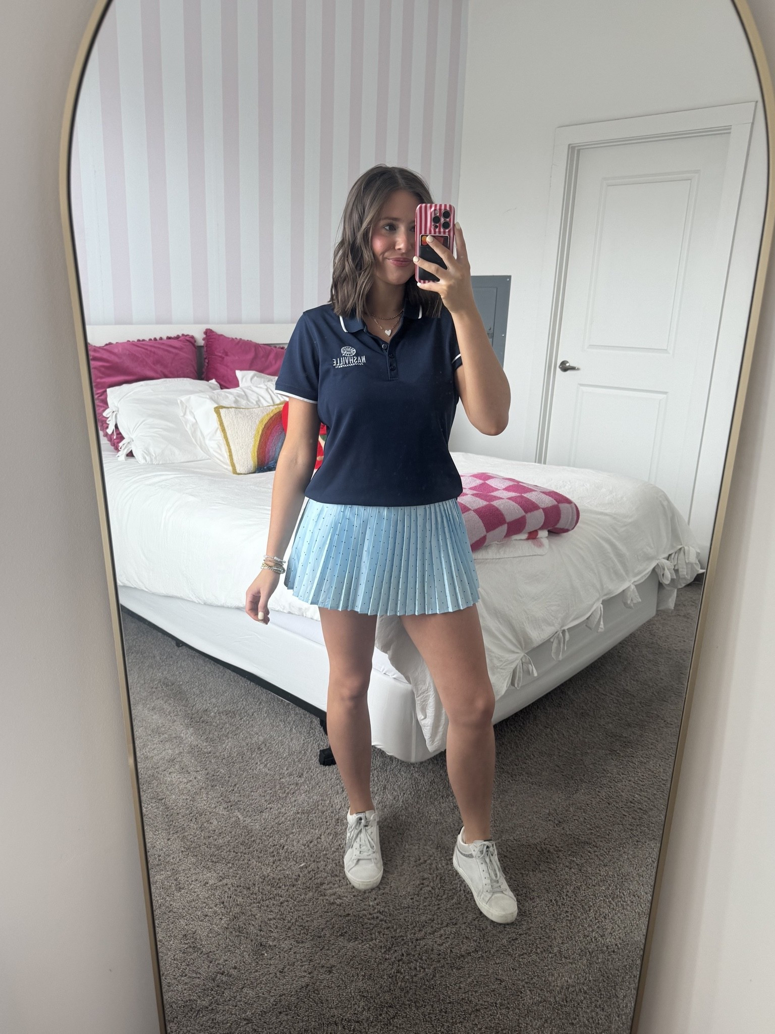 NASCAR race week 🏁 day one!!!

Skirt: Altar’d State