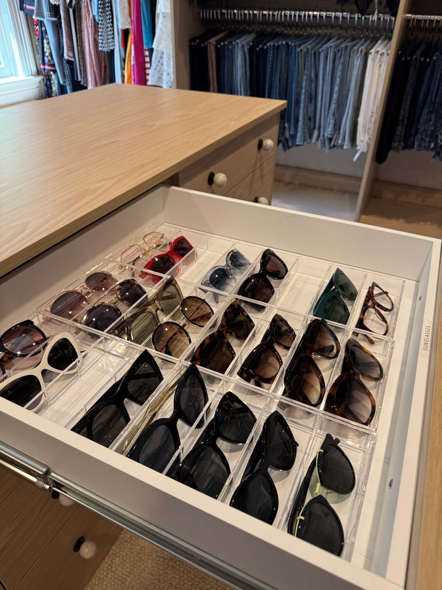 Sunglasses organizing 😎✨

Drawer organization

Closet organization

#LTKselfcare #LTKHome