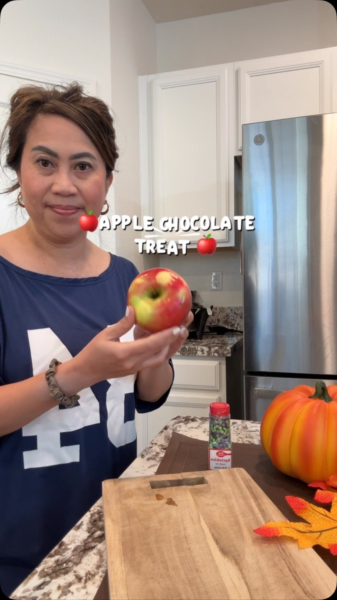 Been craving for some chocolate treat and decided to make this!

Super quick and easy and just added some sprinkles too f
Like and share this if you know of somebody who needs the recipe.

Follow @simplypetiteray for more tips!
Follow my shop @simplypetiteray on the @shop.ltk app to  shop this post and get my exclusive app-only content!

•
#easytreats #easysnack #momsofinsta #sacramentomoms

#LTKSeasonal #LTKHome