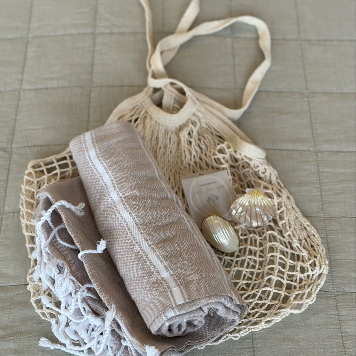 Colorful Shell Hair Clip, Mauritius Resort Beach Style Hair Accessories for Girl, Creative Women ... | Etsy (US)