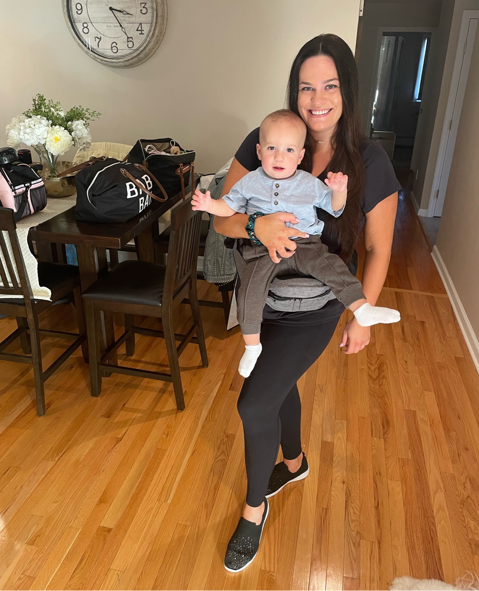 Hip seat baby carrier. Great for traveling with little ones 

#LTKkids #LTKbaby