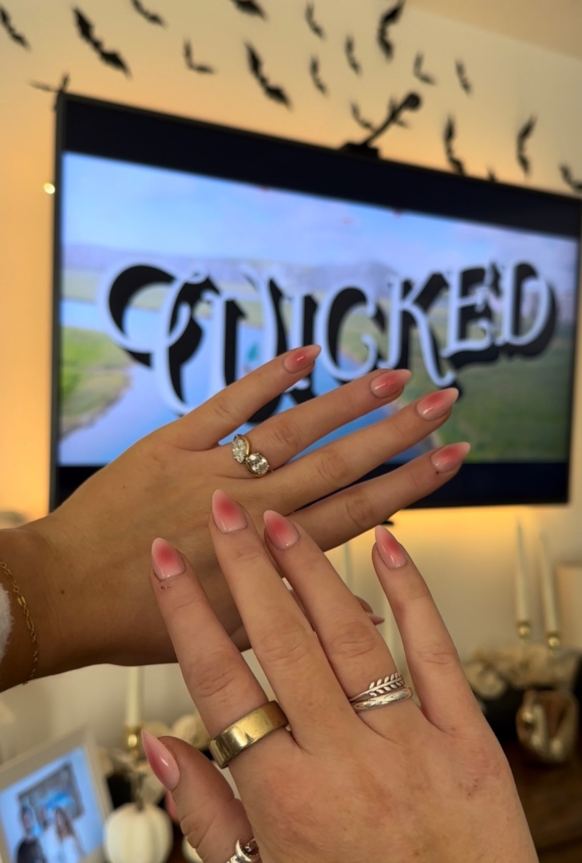 GLINDA PRESS ON NAILS!💞💓🌟✨ 

 #LTKHoliday #LTKBeauty #LTKGiftGuide