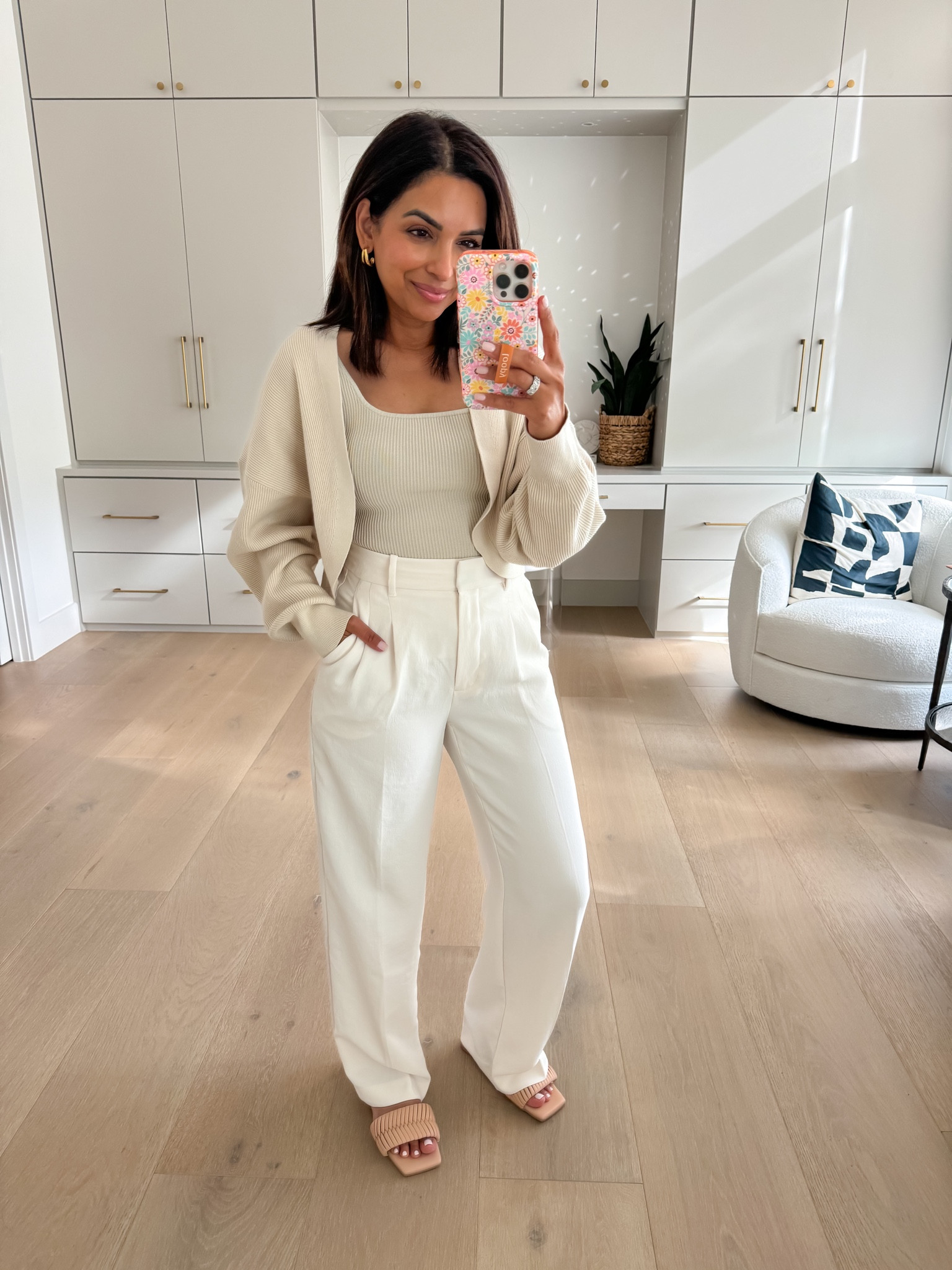 Styling my Aritzia top and pants with this shrug sweater! So stylish and chic. Wearing size S in the top and shrug, and size 2 Short in the pants.

#LTKStyleTip #LTKFindsUnder100 #LTKSeasonal