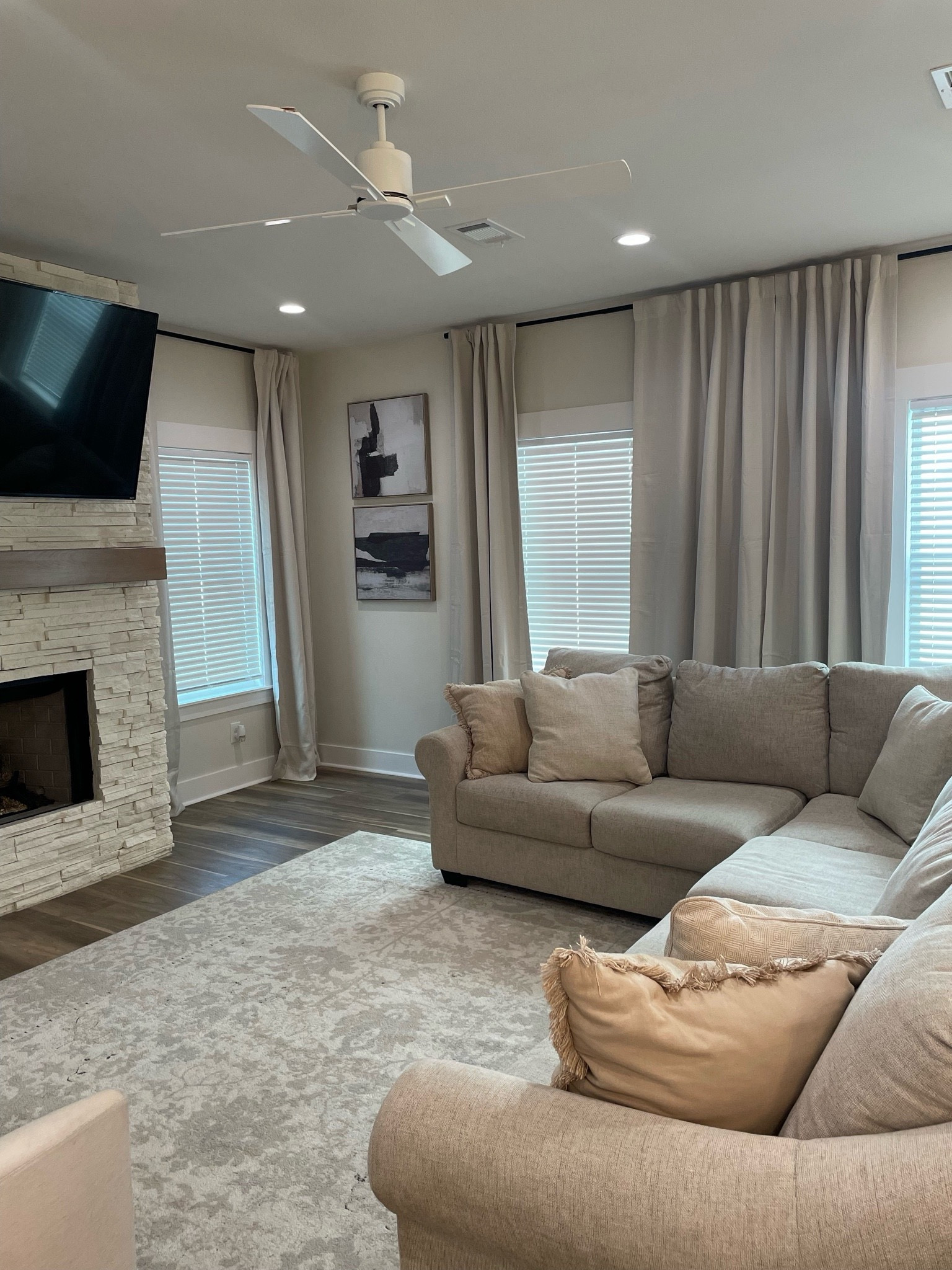 Living Room Inspiration 🤍

Neutral Home, Modern Decor, Pottery Barn, Crate & Barrel, Furniture Inspiration, Neutral Home Aesthetic 

#LTKstyletip #LTKU #LTKhome
