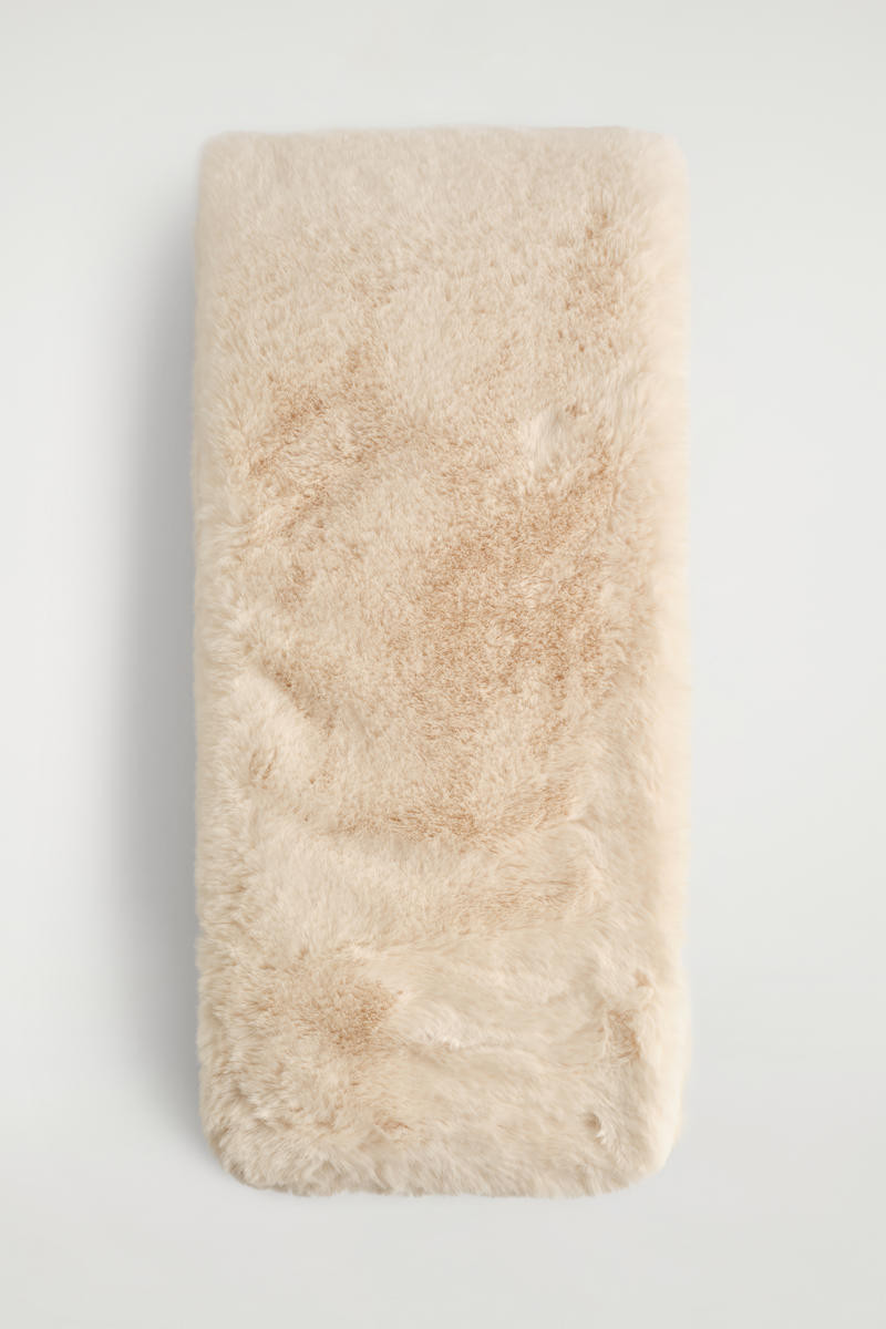 Fur-Effect Scarf | COS UK