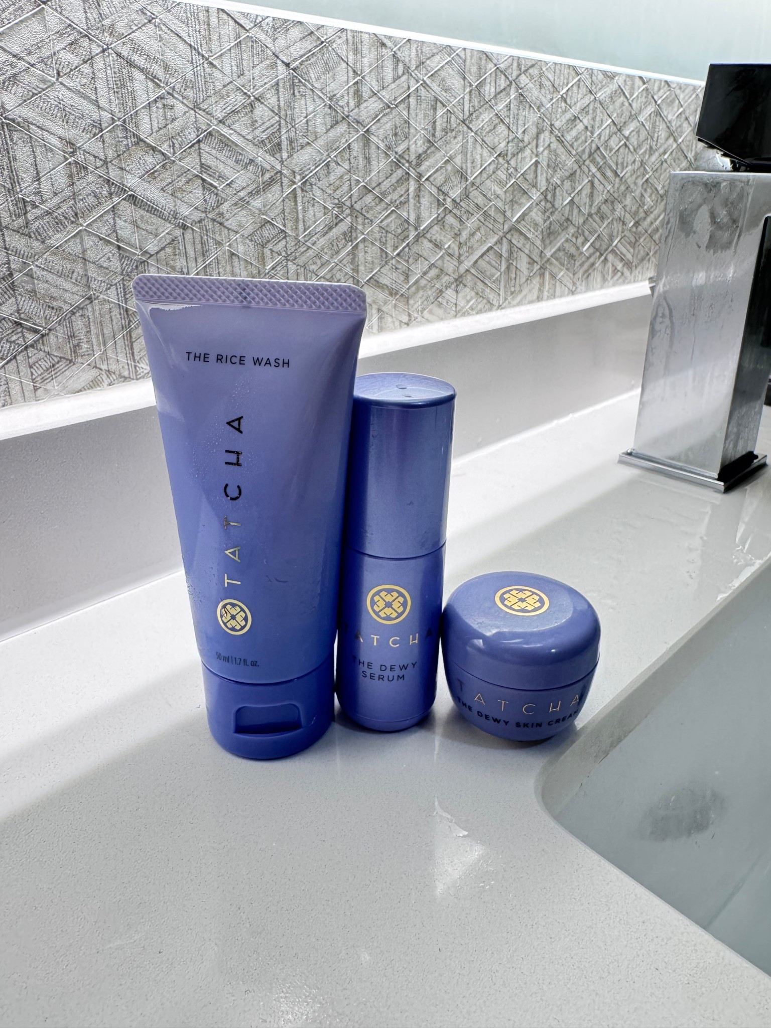 Baby, this Tatcha glow never plays! 
✔️ Rice Wash
✔️ Dewy Serum
✔️ Dewy Skin Cream 
#TSAapproved 😜

#skincare #beauty #loveyourskin #skinlove #bestskincare #travel #flyageless #midlife #beautyover40 #midlifemusthaves #skincareessentials #quickskinreset #skinreset #xojalonda

#LTKBeauty #LTKHome