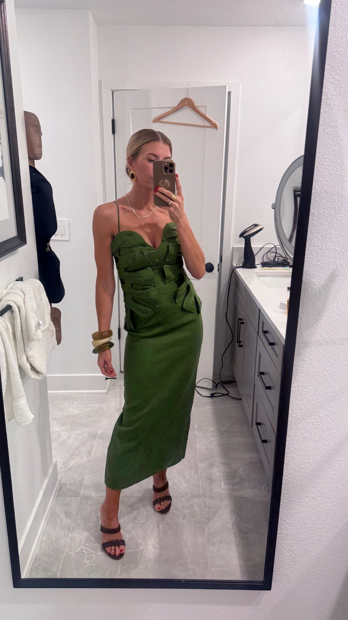 Date night look! 
Runs TTS. 

#LTKdayinmylife #LTKootd #LTKSeasonal