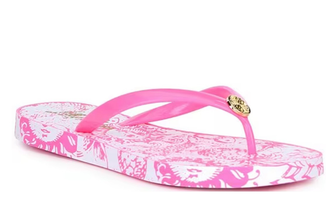 Hot pink flip flops liky pilutzer

#LTKSeasonal