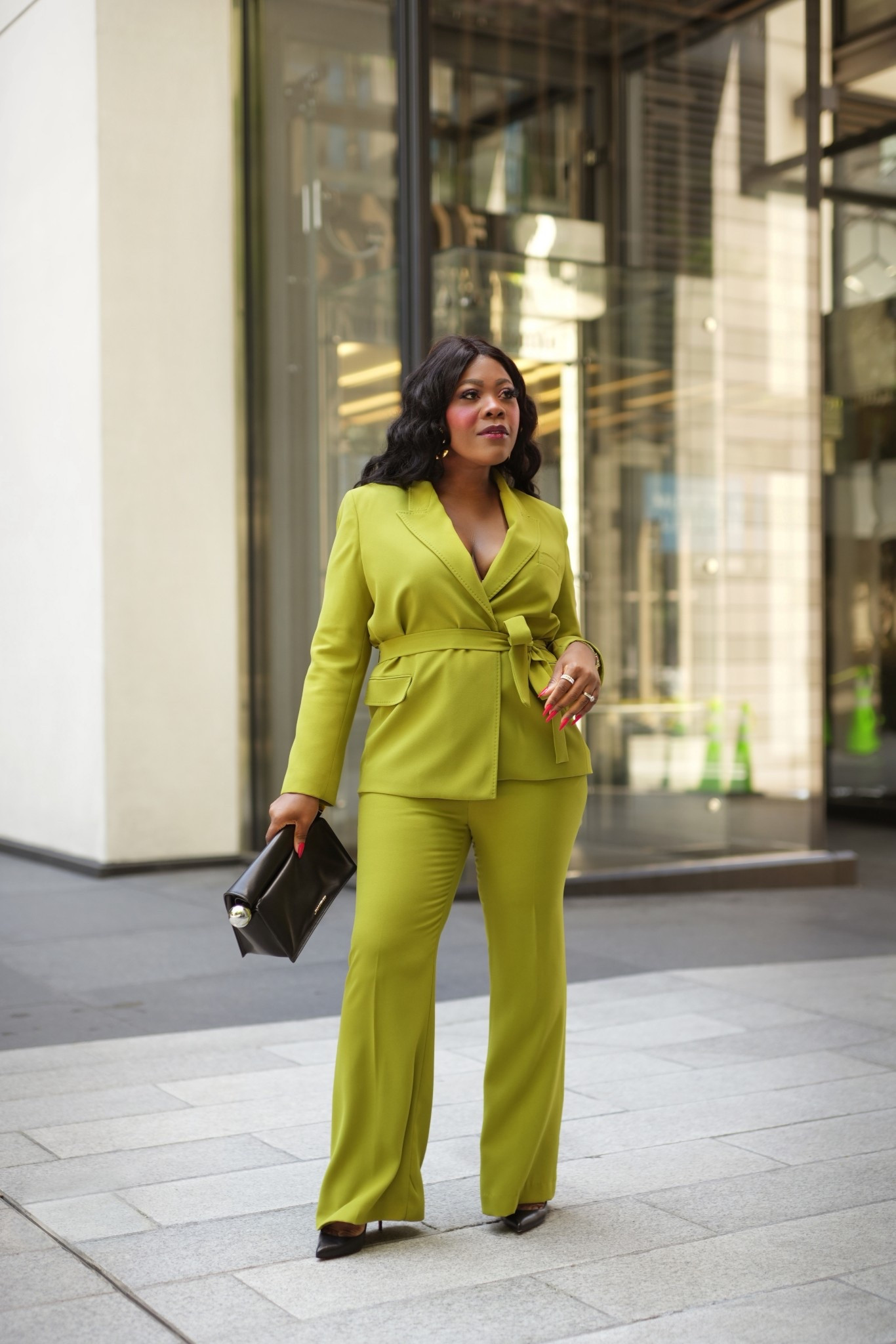 Are you guys shopping the Zara sale ? I grabbed my suit on sale and there are so many great deals currently. Deals are up to 60% off 

#LTKSeasonal #LTKSaleAlert #LTKMidsize