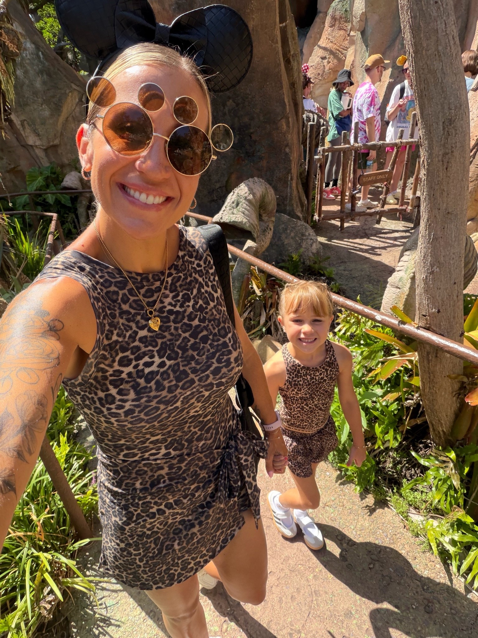 Animal kingdom ootd

#LTKootd #LTKActive #LTKmomlife