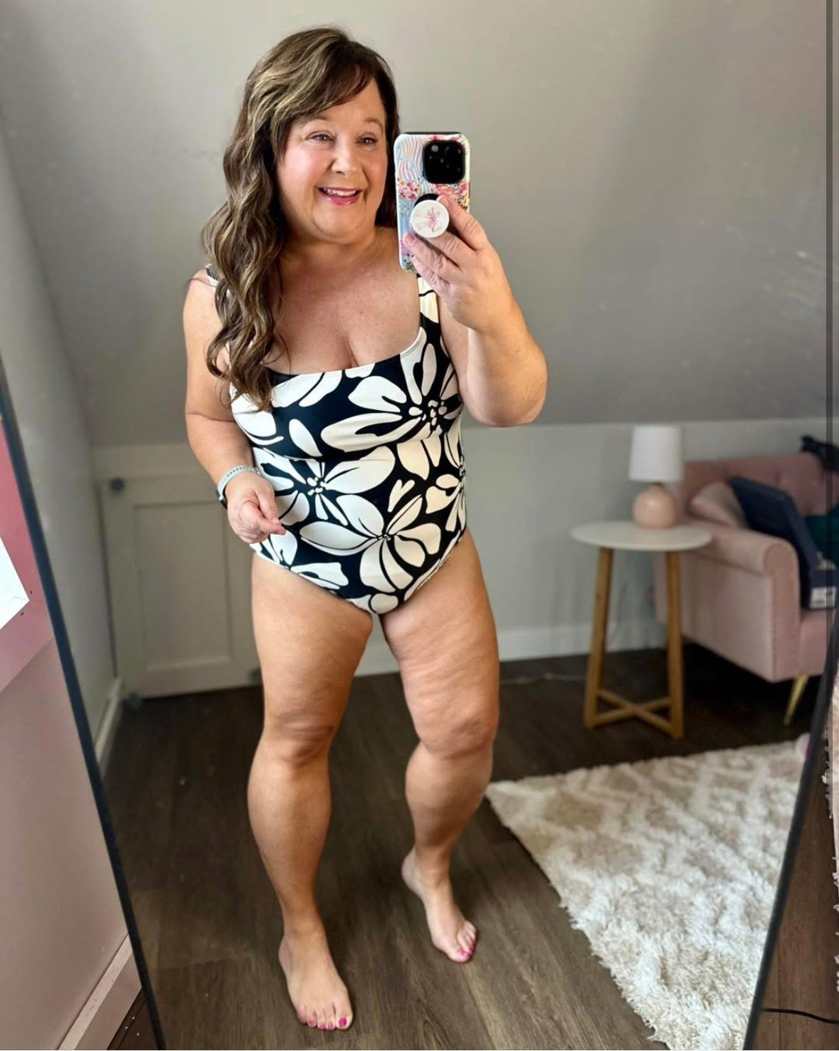 Pretty print, great coverage. Size up in this one. 

#LTKmomlife #LTKSwim #LTKOver40