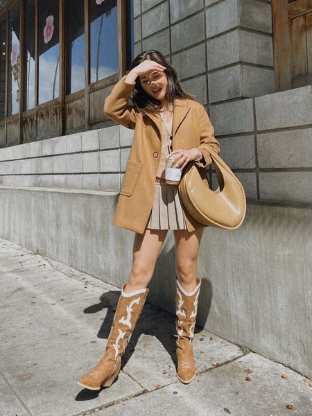 I’m always on the look out 👀 for unique bag and this brown bag caught my eyes! This stunning Nikki Tan Recycled Vegan Shoulder bag from Melie Bianco captures the most unique look and style! 😍

#LTKSpringSale #LTKstyletip #LTKtravel