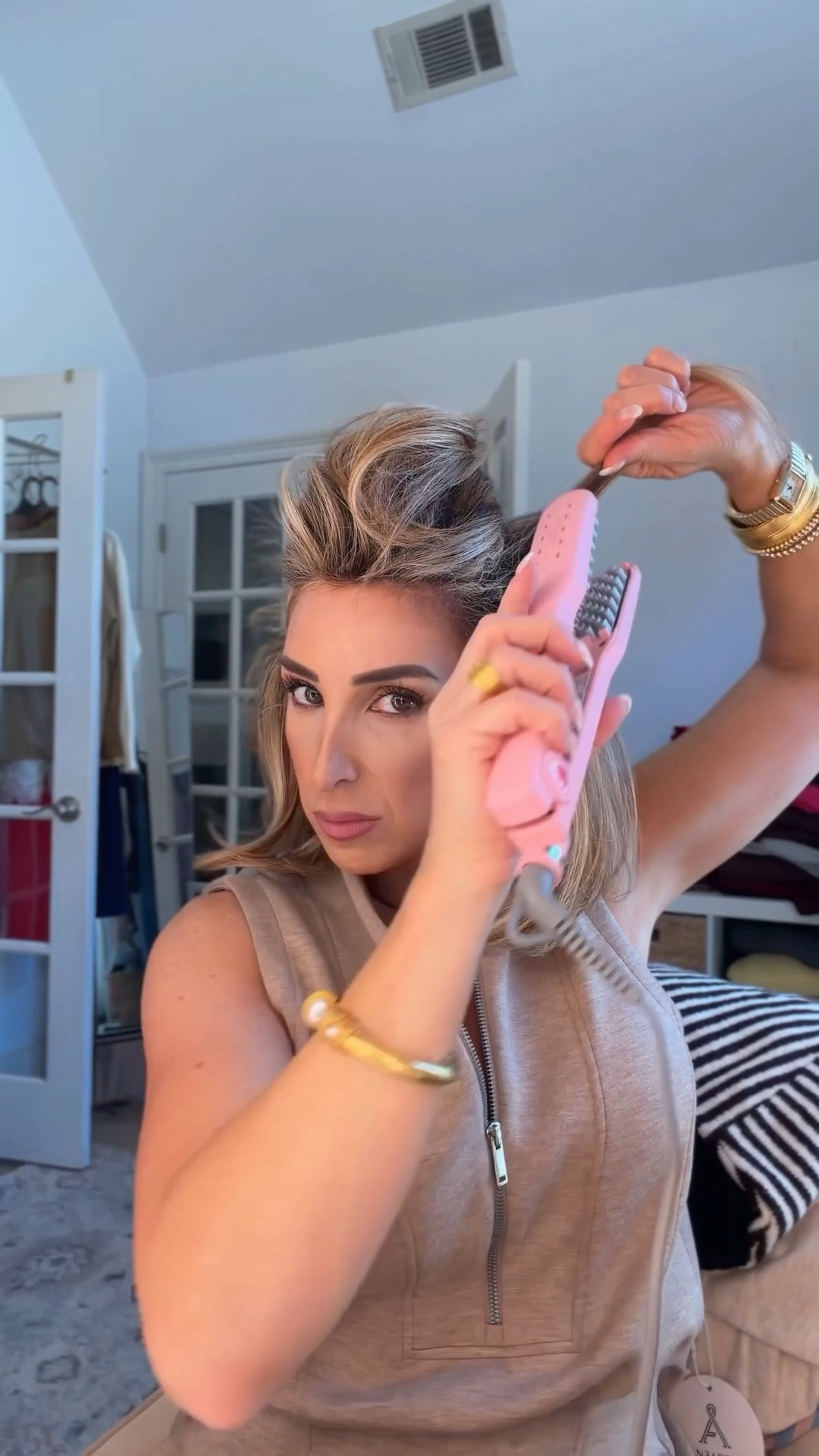 This hair tool is definitely giving me the volume I was hoping for! Still learning as I go, but it’s super easy to use and it just gives you that little lift. I love it.

Beauty routine, hair routine, voluminous hair, hair volumizing

#LTKgrwm #LTKOver40 #LTKBeauty