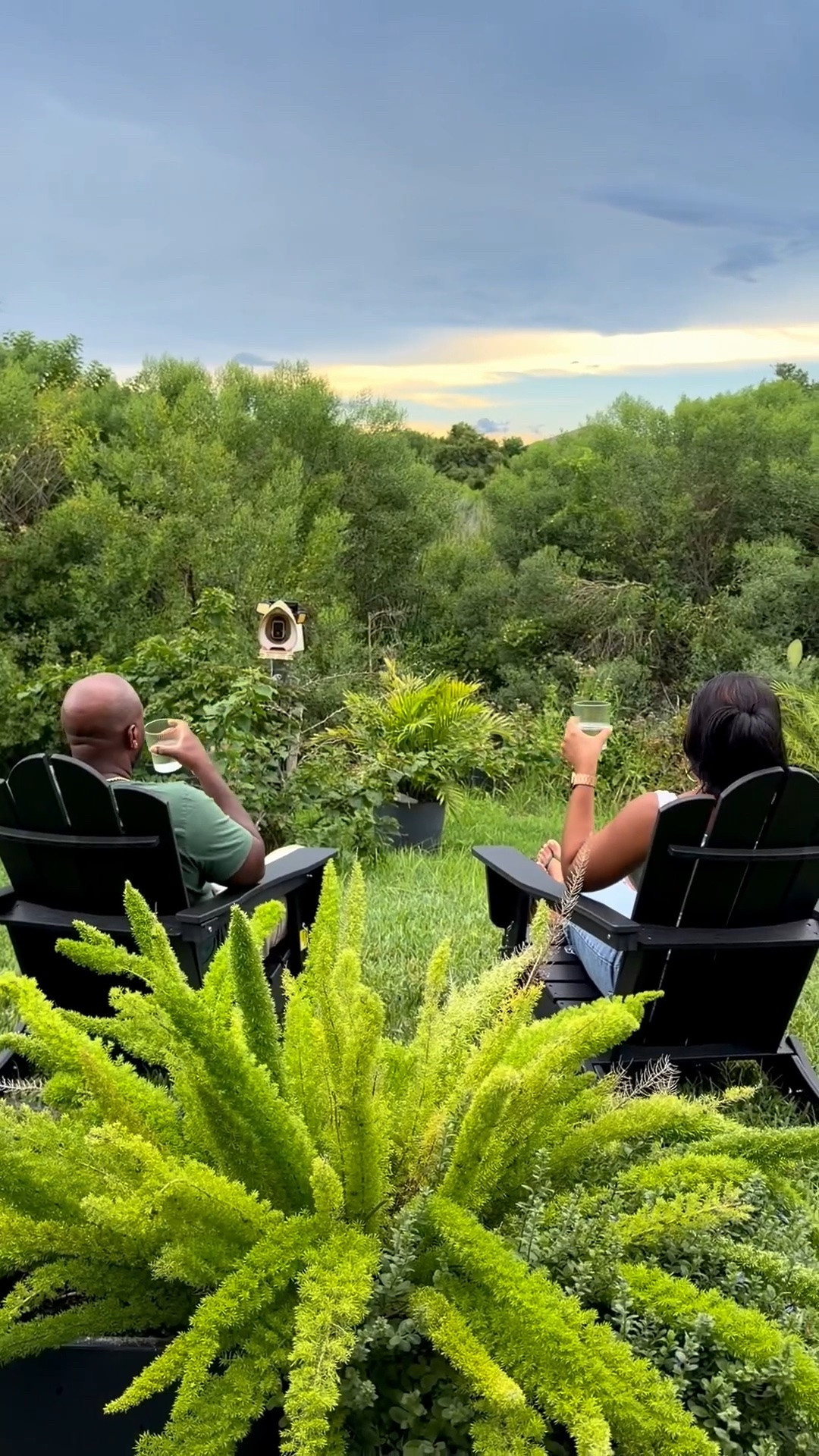 #ad The @Wayfair seating that makes our backyard feel like an outdoor living room! #outdoor #wayfair #wayfairpartner #wishyouwerehere