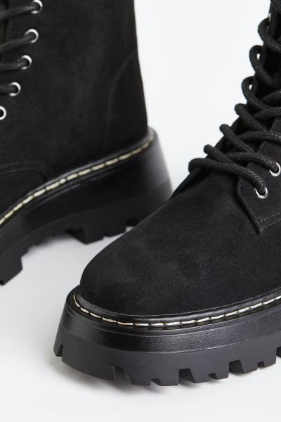 Chunky Boots | H&M (US + CA)