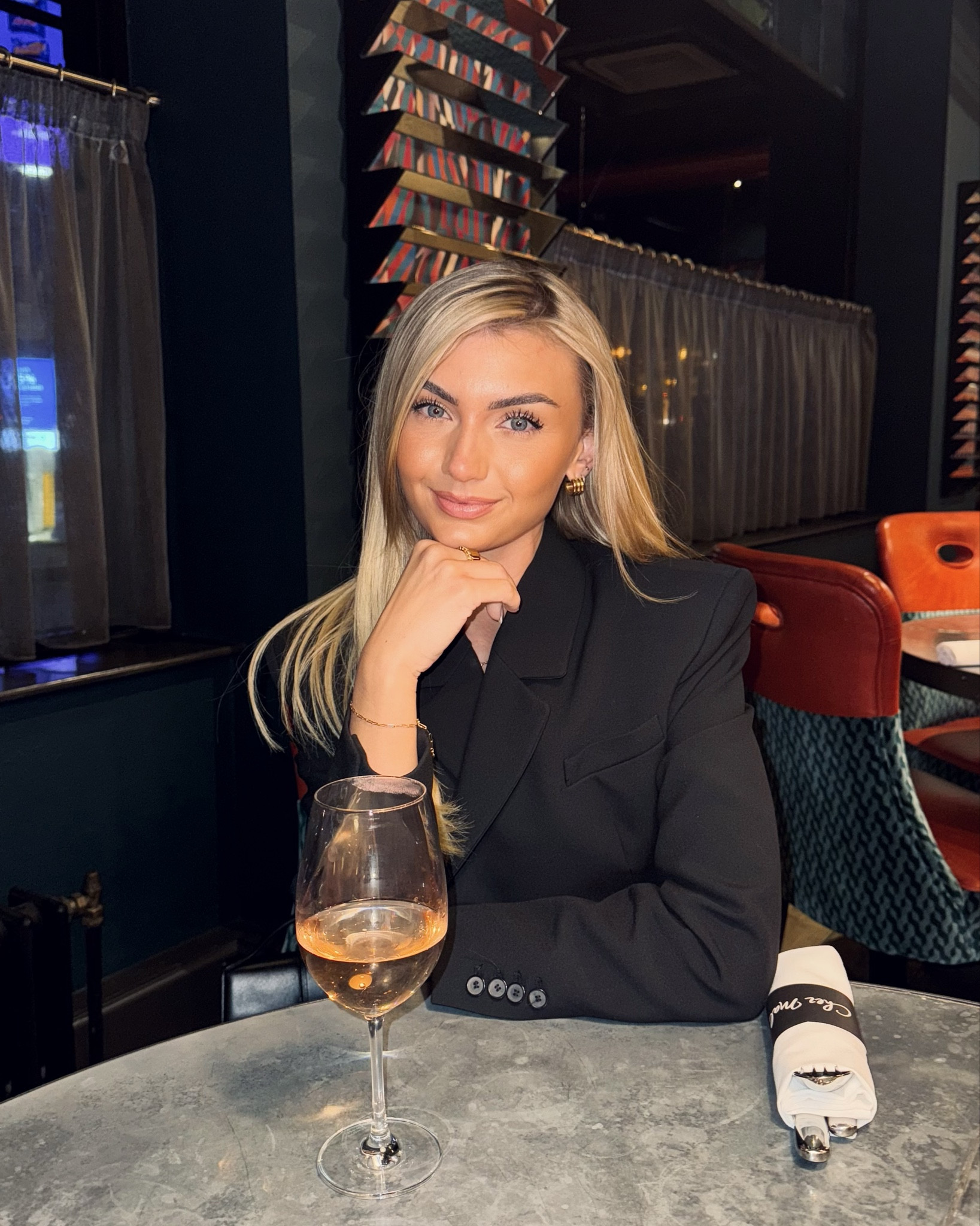 My power outfit 🖤

This blazer is truly INCREDIBLE!!! 
There’s nothing I love more than an effortless, chic & polished look. 
Such a go-to outfit when you don’t know the dress code or vibe of the restaurant / event you’re going to but you want to make sure you’re not underdressed or overdressed! The shoulder pads, structure and tailoring on this blazer is exquisite! An all black outfit with statement features is a true classic. ✨ 

(I’m wearing size Small in the blazer xx)



Zara Outfit, Zara New In, Date Night Outfit, Chic Outfits, Black Blazer, Classy Outfit, How To Look Expensive, Girls Night Outfit, Smart Casual, Festive Outfit. 

#LTKuk #LTKwinter #LTKdatenight