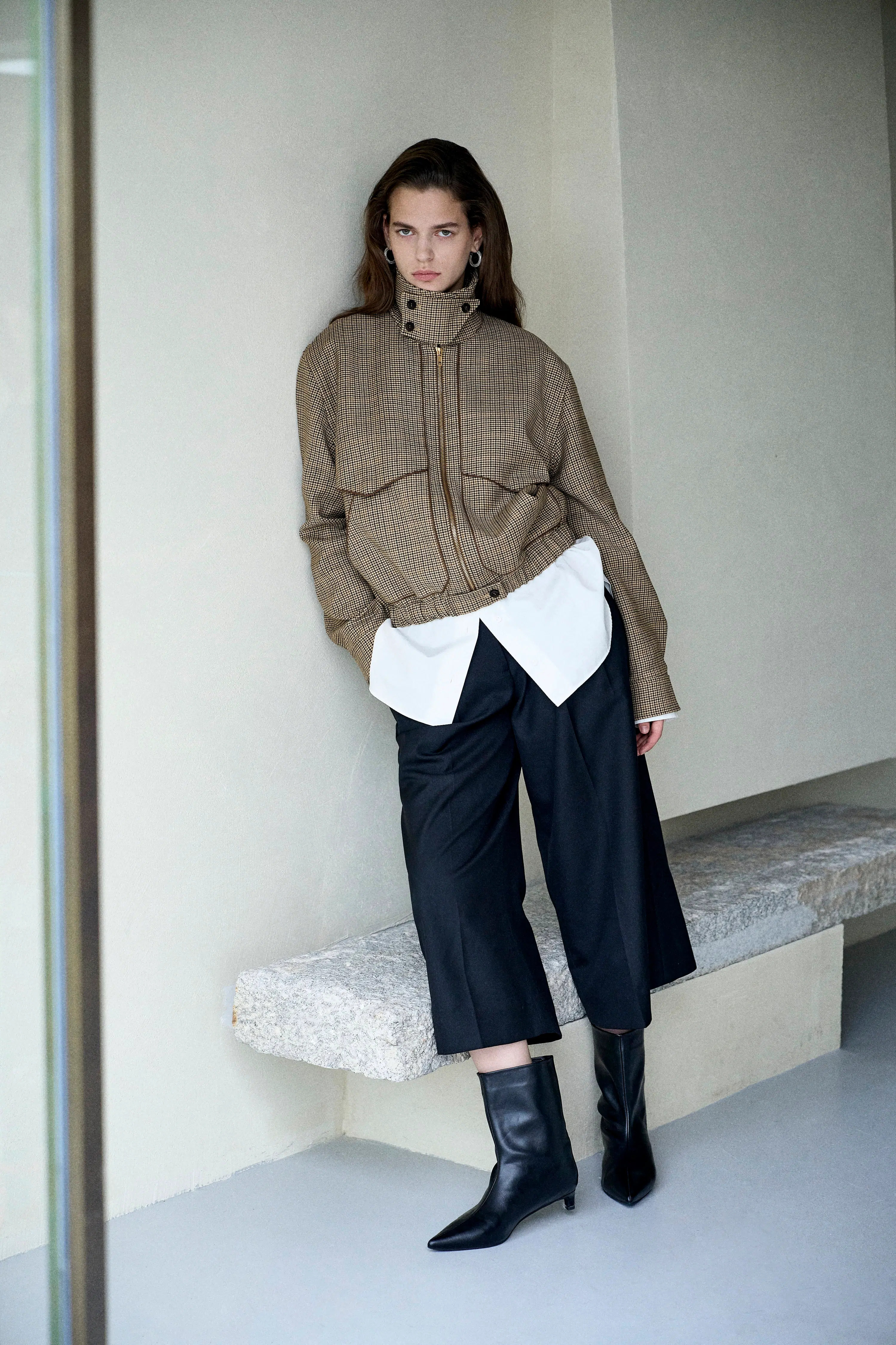 Elodie Houndstooth Bomber Jacket in Light Wool-Blend | Fabrique