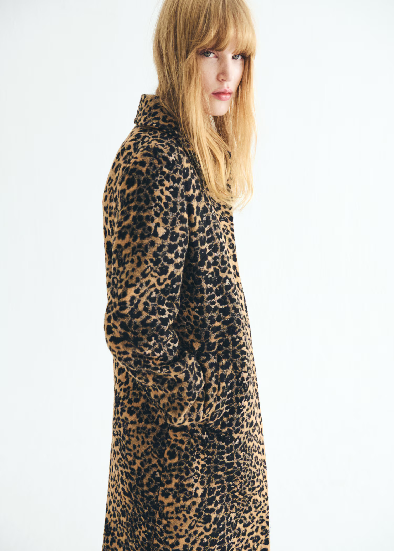 Leopard-print long coat | MANGO (UK)