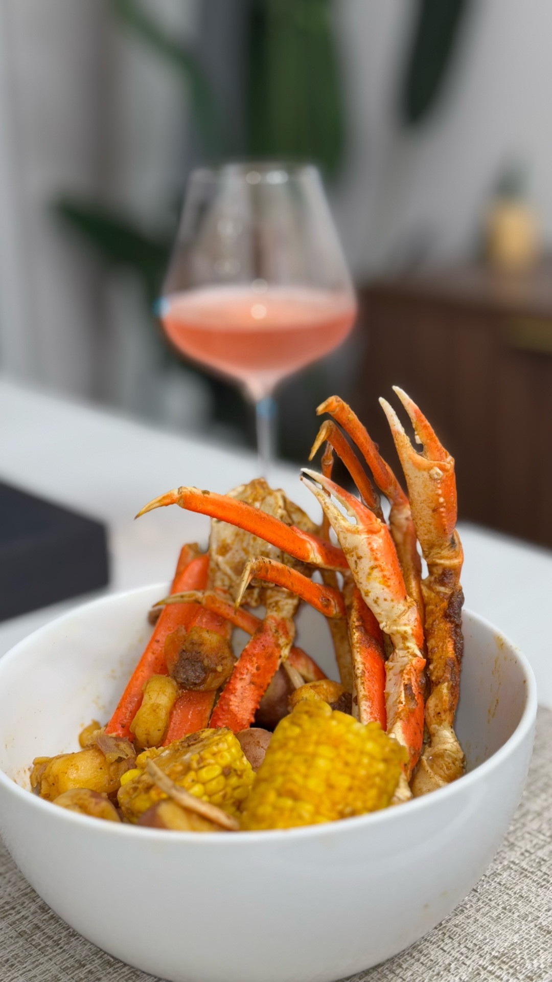 We got seafood boils at the house! 🤪
Yall, I’ve been trying my hardest to stay focus… 
As summer comes to an end, I’ve honestly been the most focused I’ve ever been. I told myself after my birthday I was gonna put my head down, and that’s exactly what I did. No Sunday Fundays ( ikr), no outside or nothing

But with that focus, I can truly say I’ve accomplished some goals and grown in areas I’ve been working on since stepping into this influencer life! 
Chile, It’s been a long long long journey, but the lessons, the discipline, the tenacity it’s all been worth it.
Your girl is happy, and I’m looking forward to ending the year strong and stepping into what’s next. 
Let me know in the comments what your goals are this month



#LTKHome