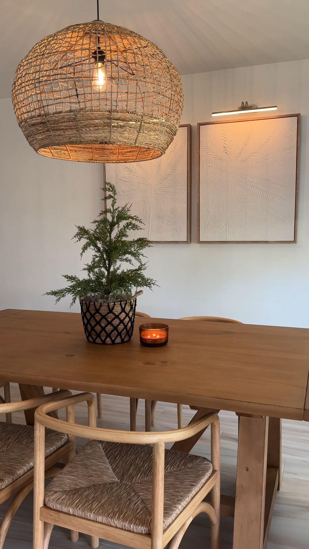 This earthy Christmas centerpiece is so easy to make and I just love how it looks if you’re a neutral gal like I am! I found these at @hobbylobby but have linked similar!

#LTKHoliday #LTKSeasonal #LTKHome