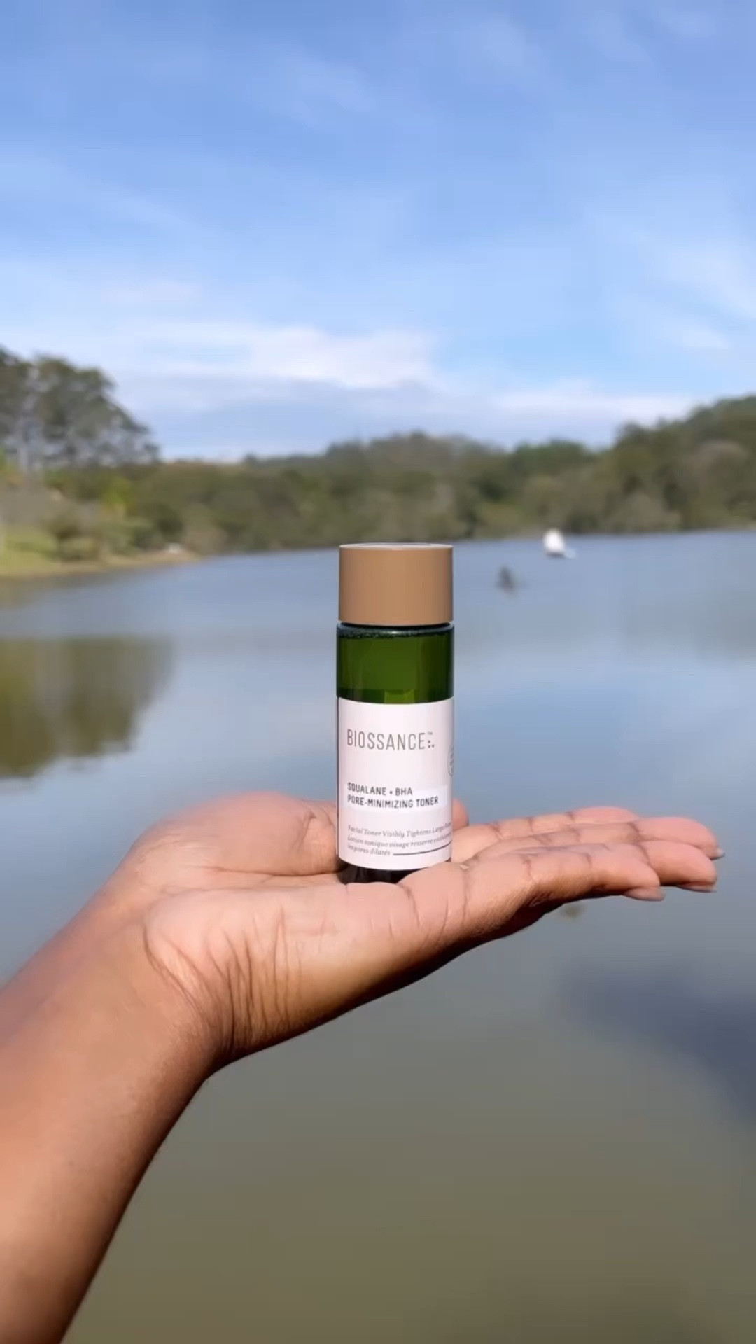 ~ TÔNICO FACIAL MINIMIZADOR DE POROS DA @biossancebrasil ~ 

Benefícios: LIMPA, HIDRATA E PURIFICA A SUA PELE.

Diferencial: TÔNICO SEM ÁLCOOL E COM PRODUTOS ANTI OXIDANTES QUE NÃO AGRIDEM A PELE. 

FEITO PARA RENOVAR AS CÉLULAS DA SUA PELE! 

CUIDE -SE! ✨

Link nos stories e em destaques: “BELEZA E LTK SHOP”
 

#garimpodakelly #skincare #beleza #beauty #biossance #nature #natureza #ltkcreator #ltk #ltkebiossance #cuidadoscomapele #ltkconbr2023

#LTKbrasil #LTKbeauty