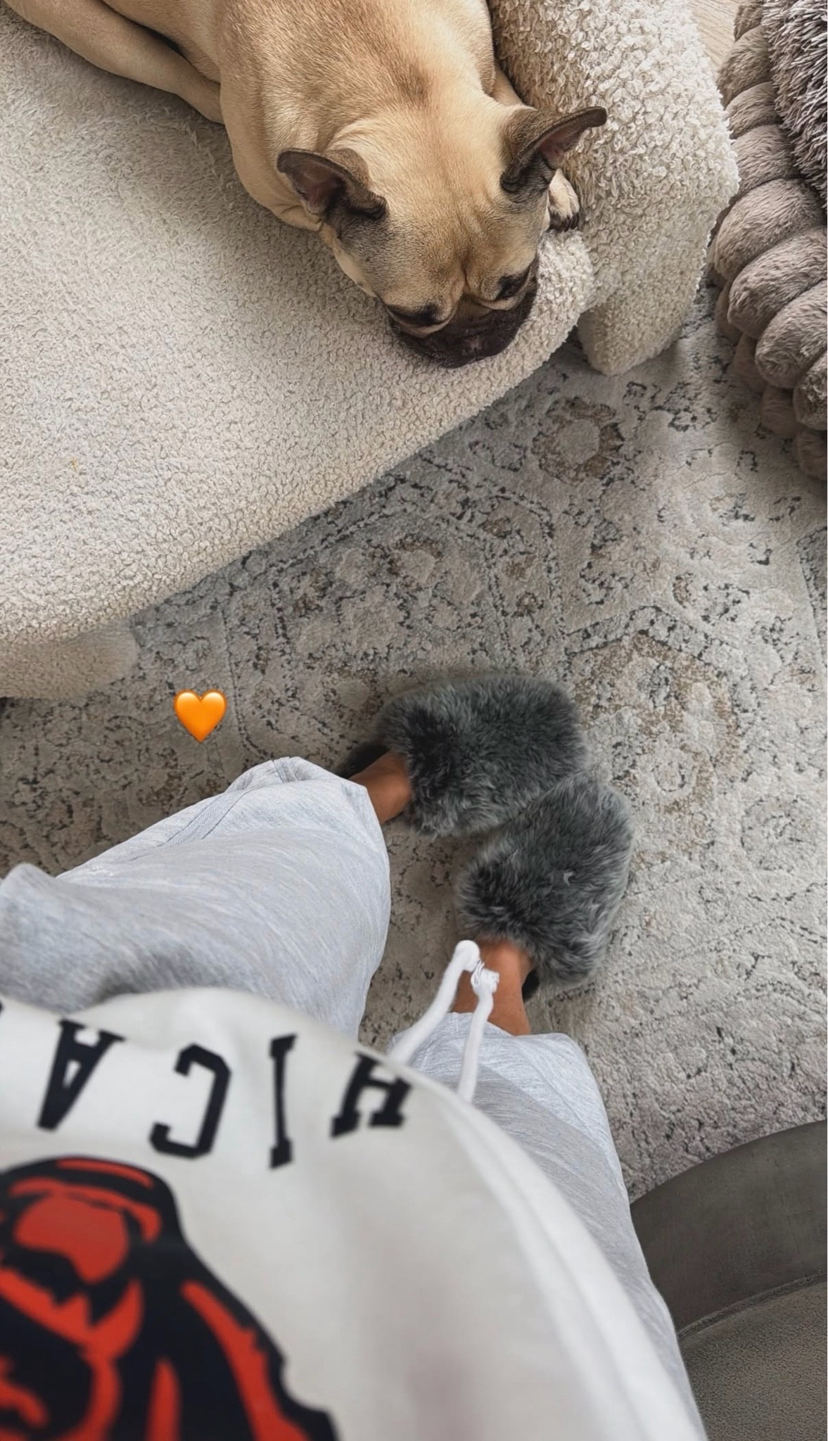 My slippers of the season 🍂🤎🤌🏼
Found them on sale! I love them! 
Bear down! 🐻🏈🧡

Game day. Slippers.

#LTKootd #LTKSeasonal