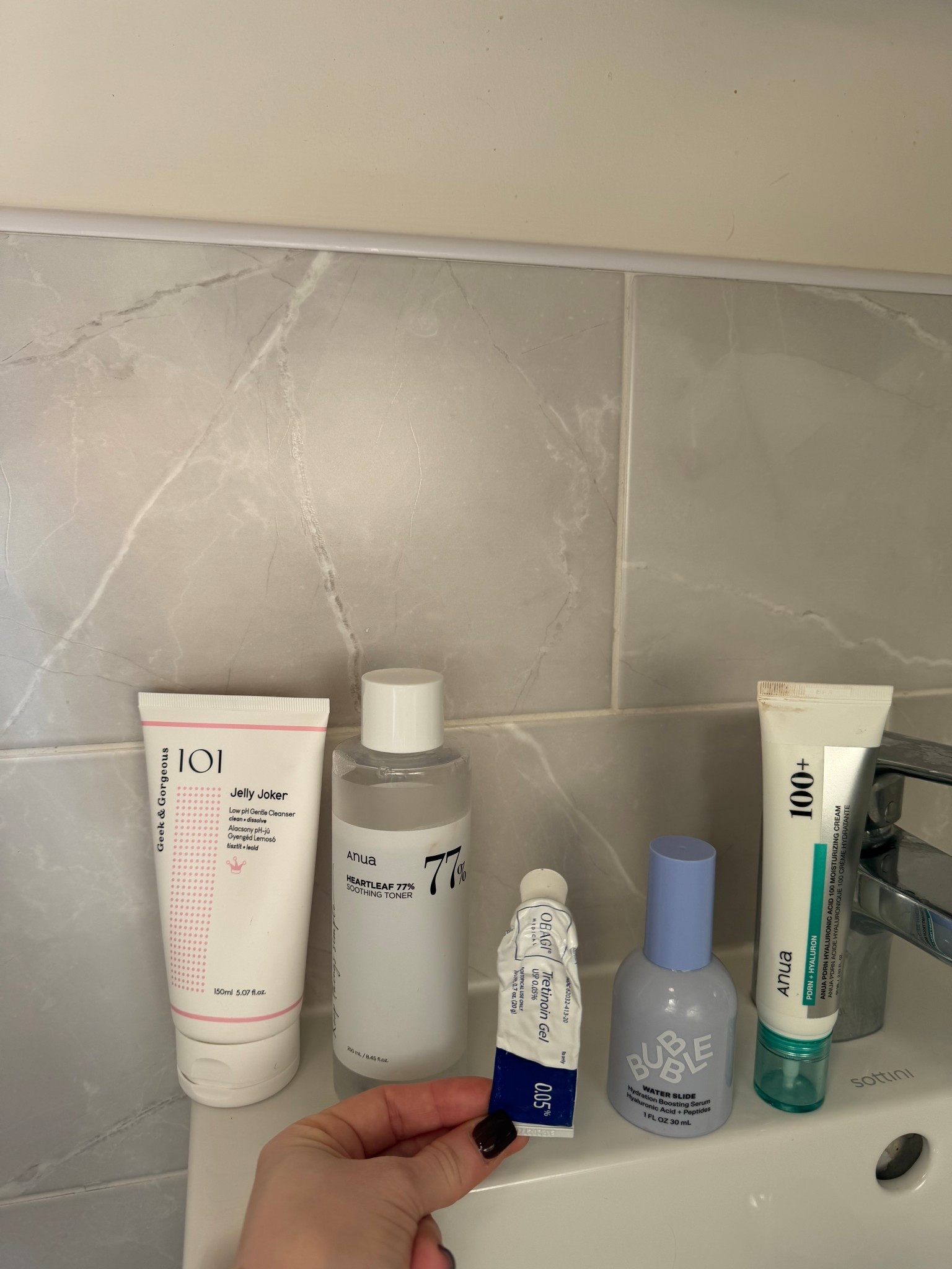 Evening routine #3: Tretinoin night (1-2 times weekly) 🧴

Tretinoin 
Acne skin care
Acne prone 
Obagi 
Geek and gorgeous 


#LTKuk #LTKspring #LTKbeauty