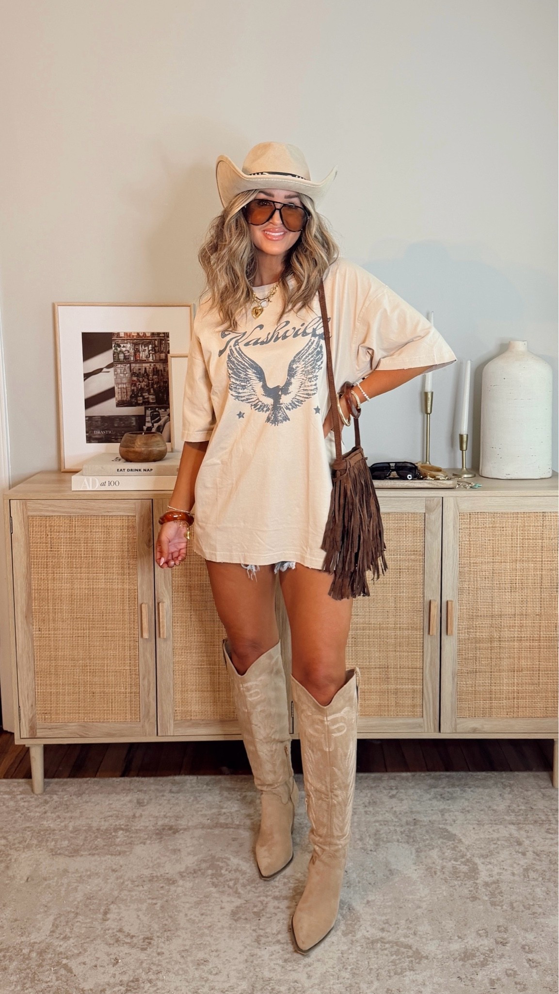 40% off with LEANN40, when expired use code LEANN35 western summer outfit! size S/M graphic tee. country concert outfit @VICI

#LTKootd
