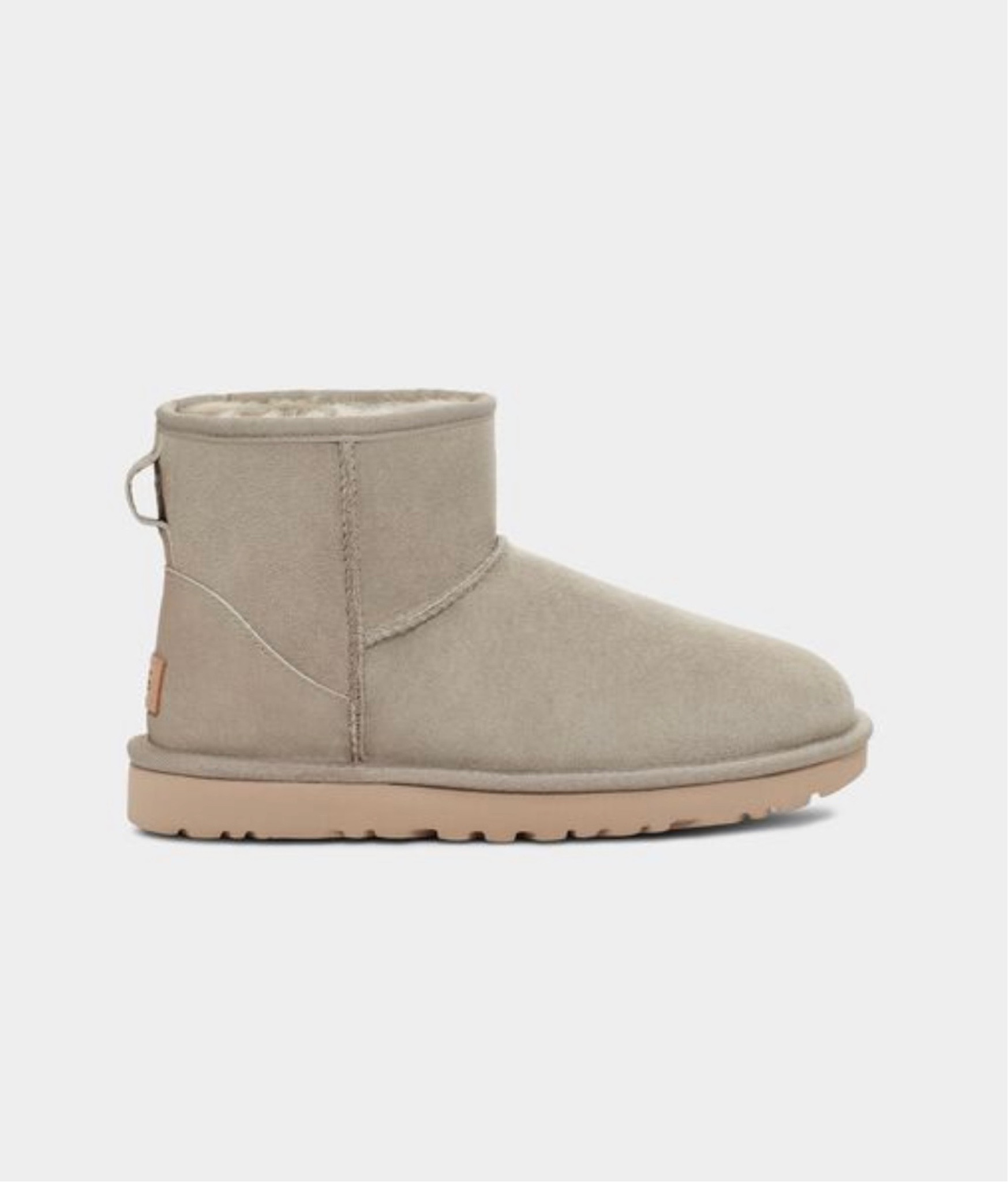 I don’t know what it is, but I am loving these Ugg minis!

#LTKSeasonal #LTKHoliday #LTKGiftGuide
