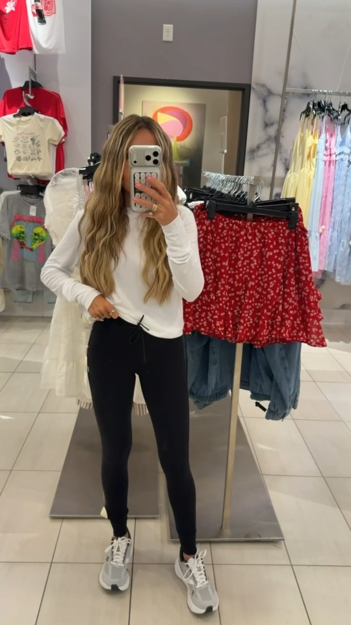 vuori leggings and top both xs
on clouds ran big go down half a size

Nsale, Nordstrom sale, anniversary sale, summer sale, basic top, staple top, closet staple, petite, active wear, fashion finds

#LTKootd #LTKSaleAlert #LTKPetite