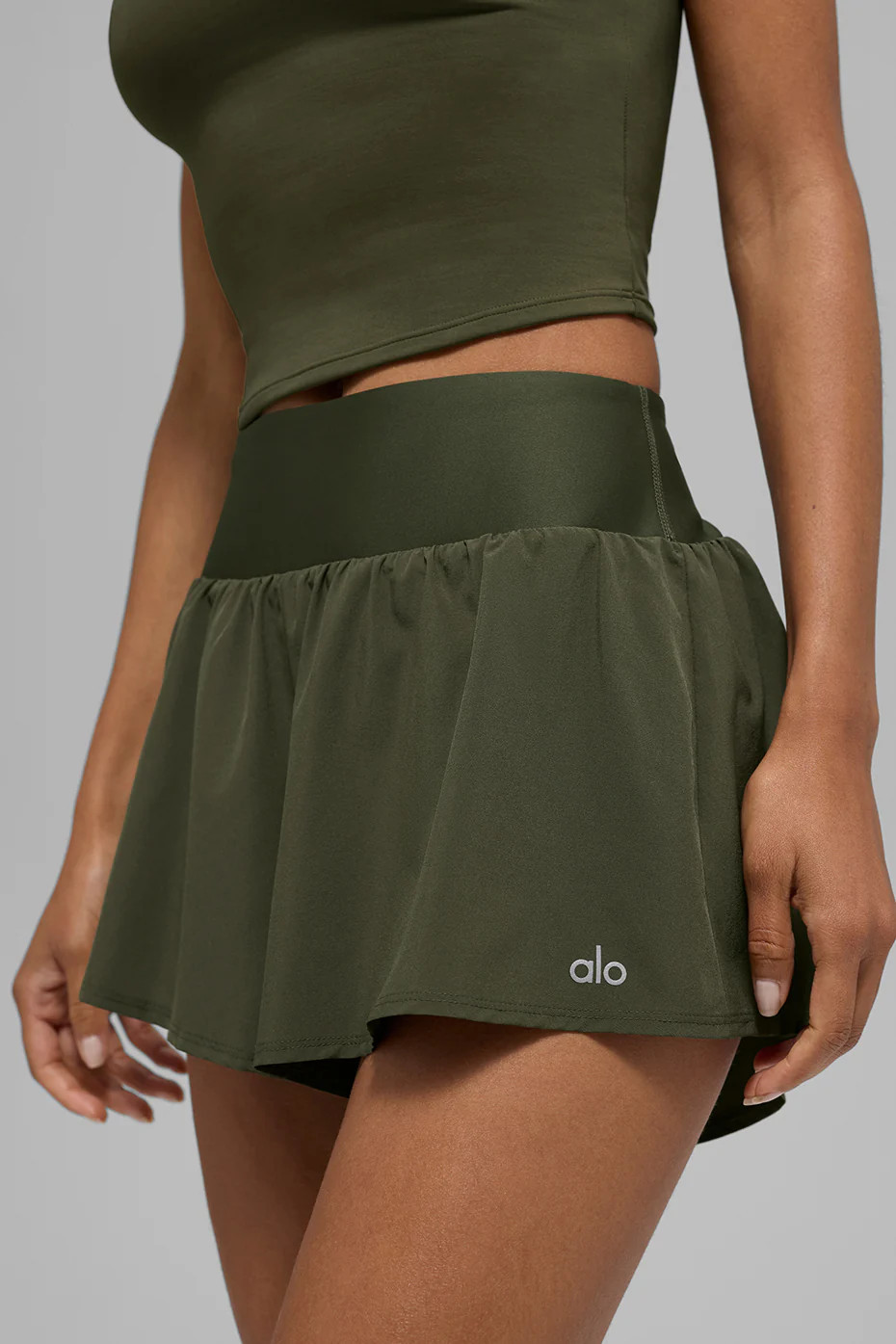 ALO | Victory Running Short in Green Olive, Size: Small | Alo Yoga