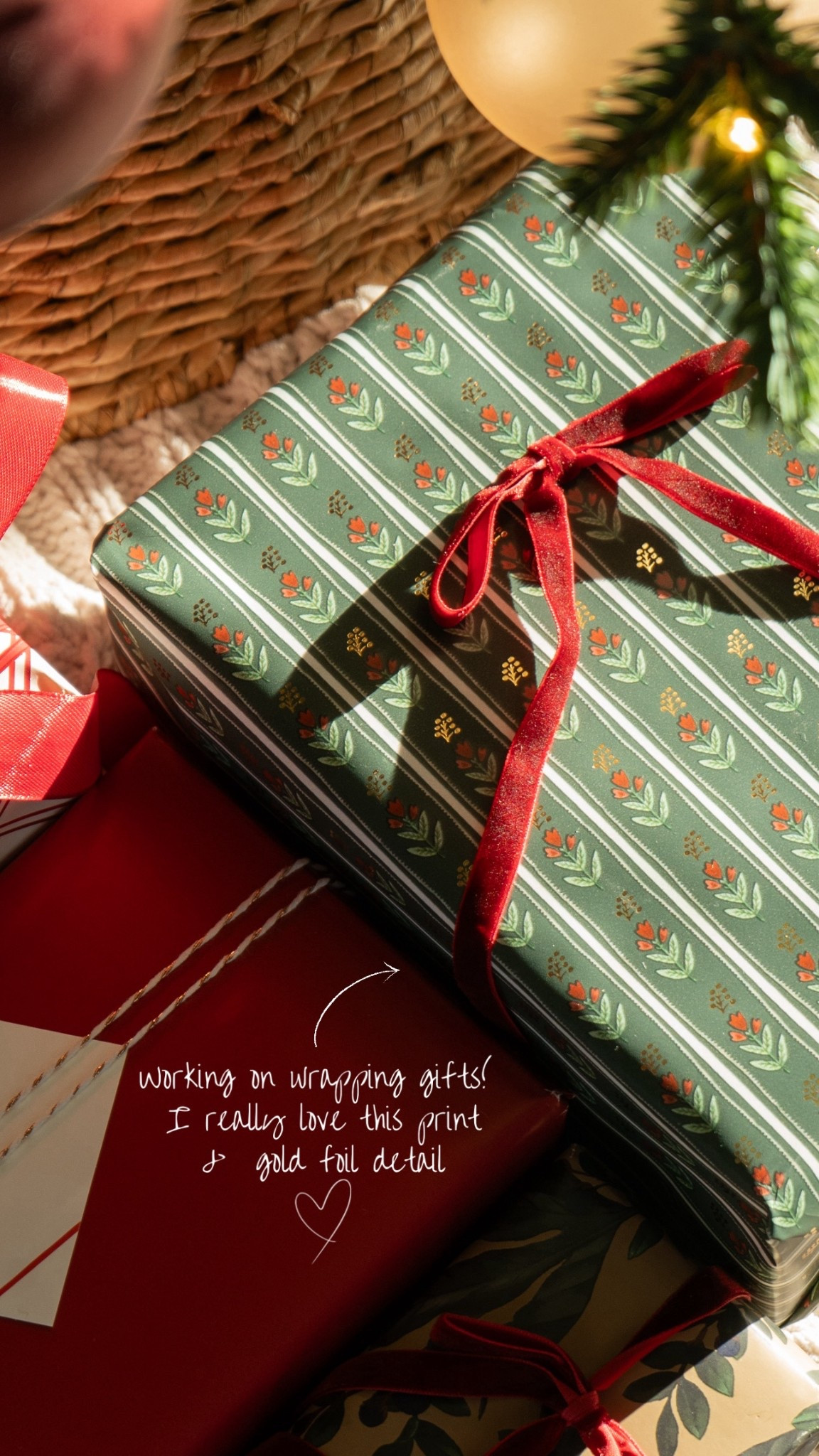The prettiest gift wrap! Under $10 and super chic 

#LTKHome #LTKHoliday #LTKGiftGuide