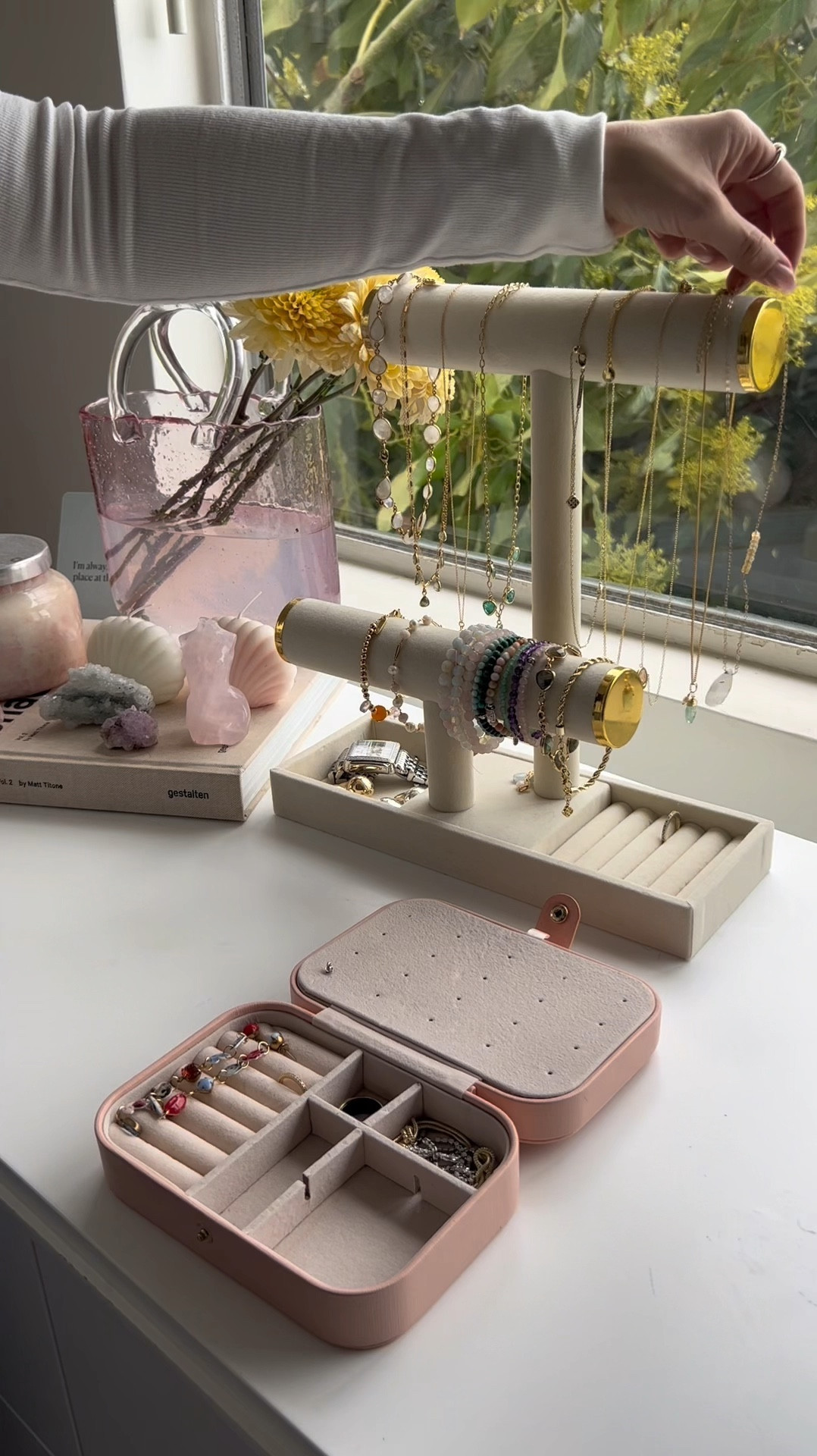 The best travel and home jewelry organizers!

Travel organizer, jewelry organizer, jewelry stand, travel jewelry organizer, travel jewelry box, jewelry box, amazon finds, amazon organizer, amazon organization

#LTKfindsunder50 #LTKtravel #LTKhome