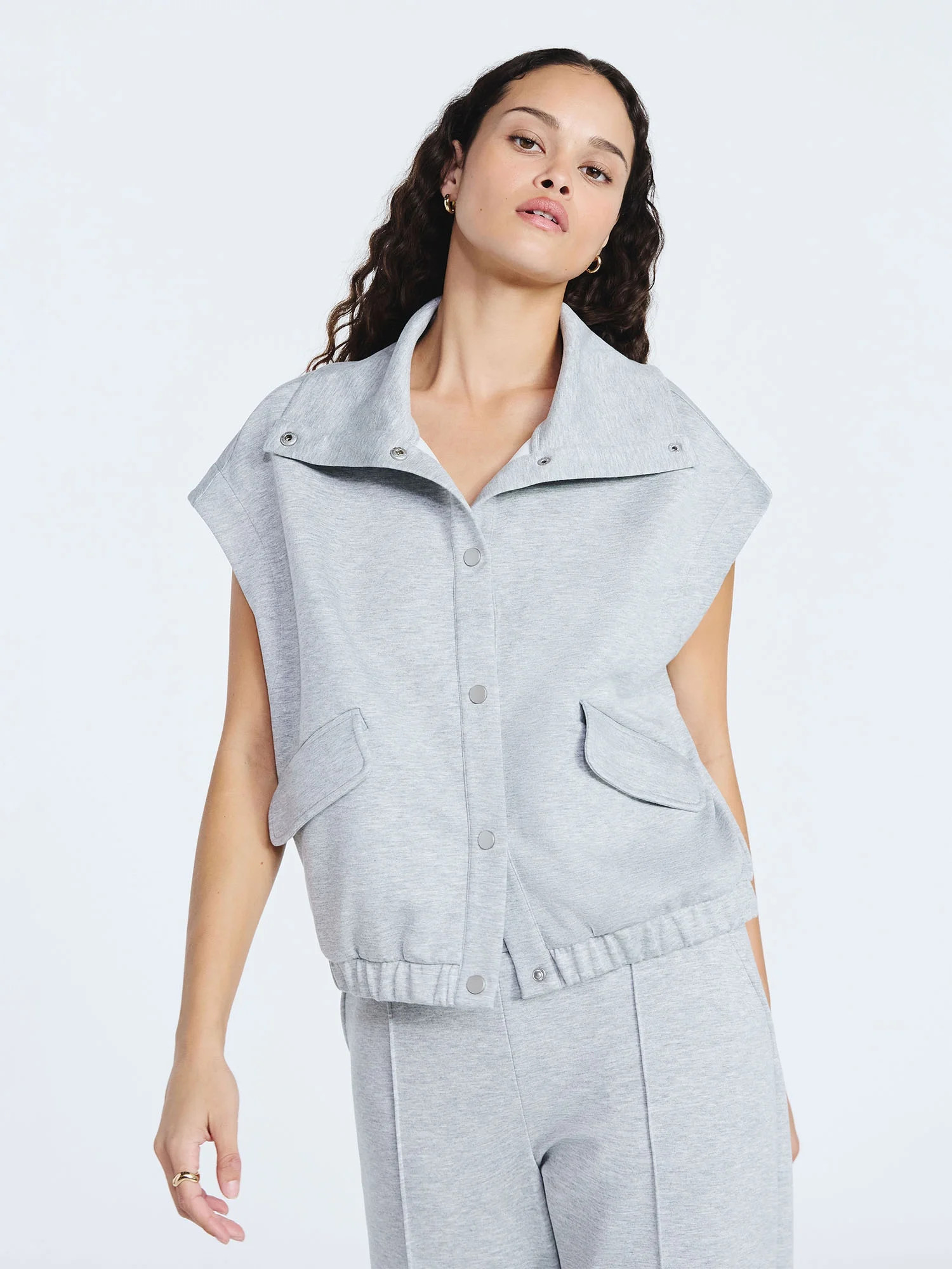 Scoop Women's and Women's Plus New Scubaknit Snap Vest, Sizes XS-4X | Walmart (US)