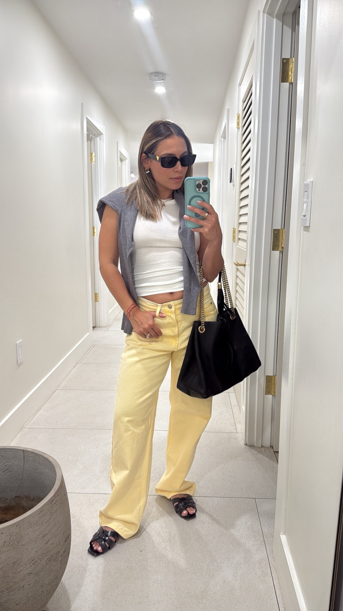 THESE JEANS !! Why do these $36 target jeans fit soooooo good?! They run TTS- I got a 2 short and they’re perfect!


#LTKSummerEdit #LTKFindsUnder50 #LTKFindsUnder100