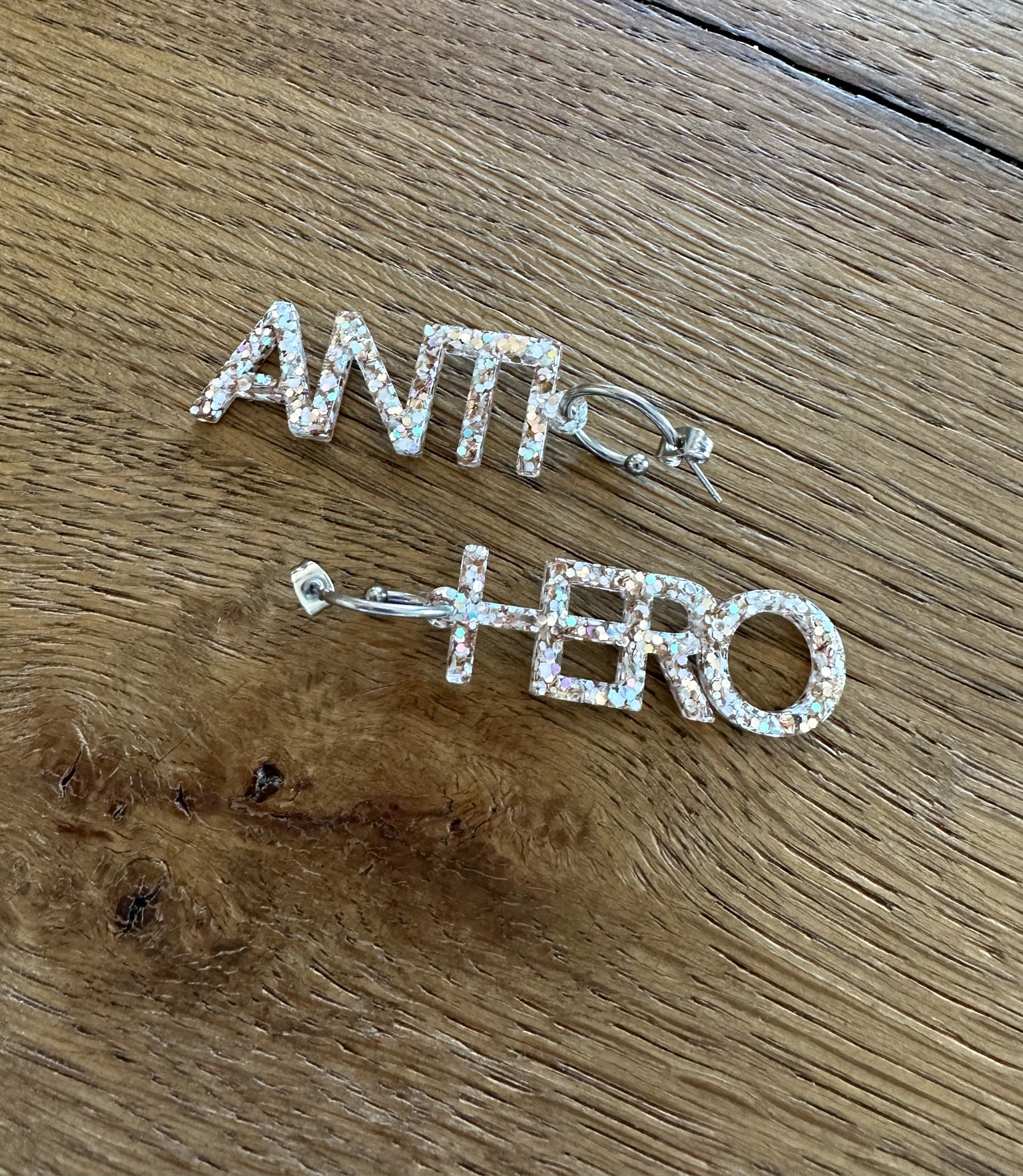 #taylorswift #theerastour #eras #taylorswiftconcert #antihero #erasearrings #taylorswiftearrings
