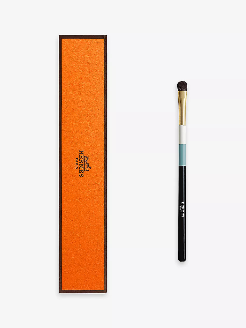 Ombres d’Hermès eyeshadow shader brush | Selfridges