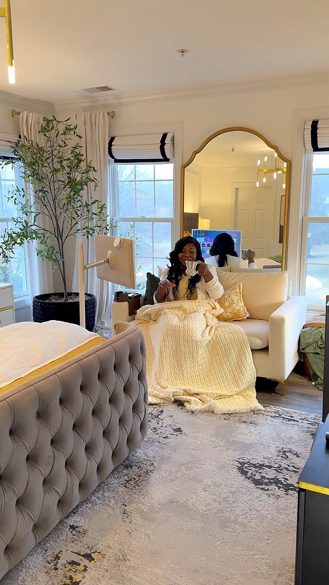 if you’ve been waiting to grab home finds, @wayfair’s WAY DAY is here! Up to 80% off + free shipping from 4/25–4/27. A good time for those wishlist bedroom items. #ad @Wayfair wayfair #WayfairPartner #Wayfair #WayDay


#LTKHome #LTKSeasonal #LTKSaleAlert