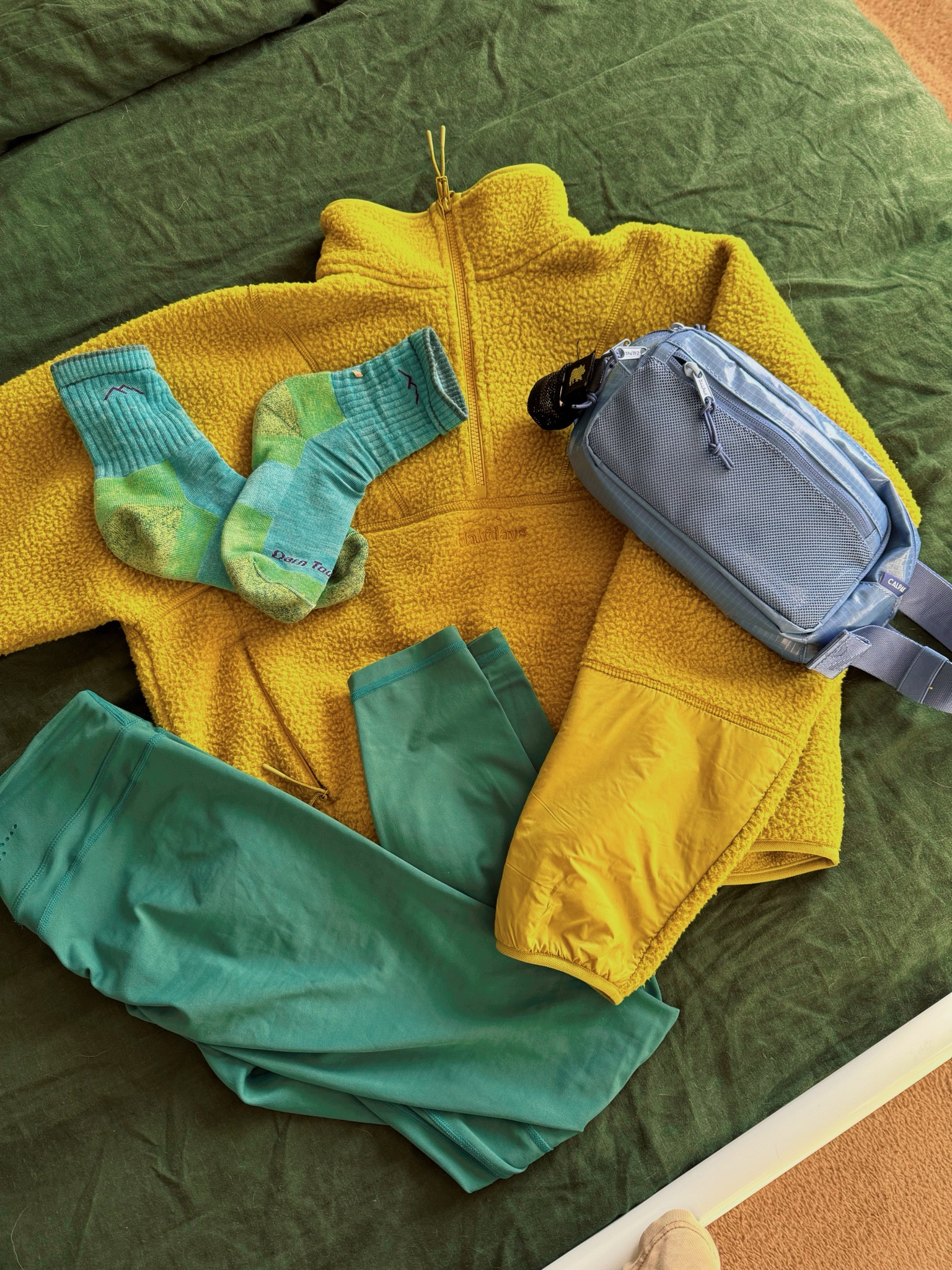 outdoorsy fit❄️🥾

#LTKfindsunder100 #LTKMostLoved #LTKsalealert