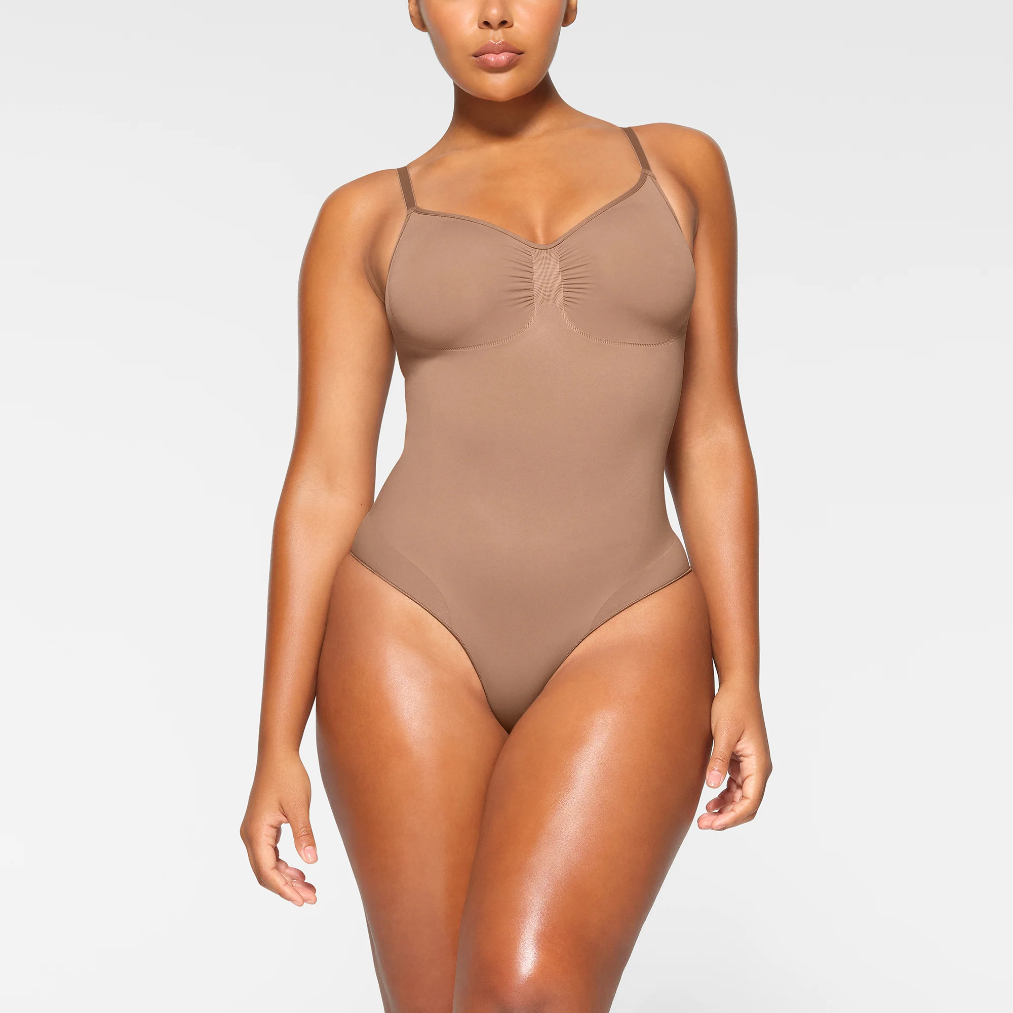 SKIMS Brief Bodysuit | Medium Neutral | Small | Seamless Sculpt | SKIMS (US)