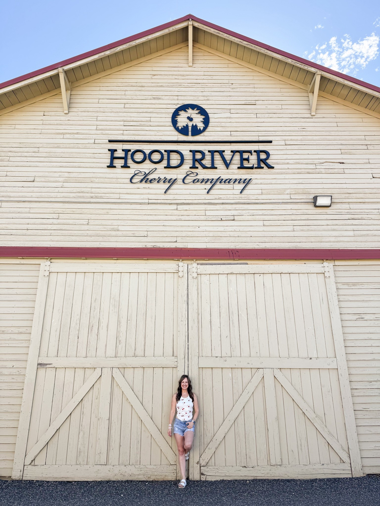 My cherry tank top!🍒

#LTKFindsUnder50 #LTKSeasonal #LTKStyleTip