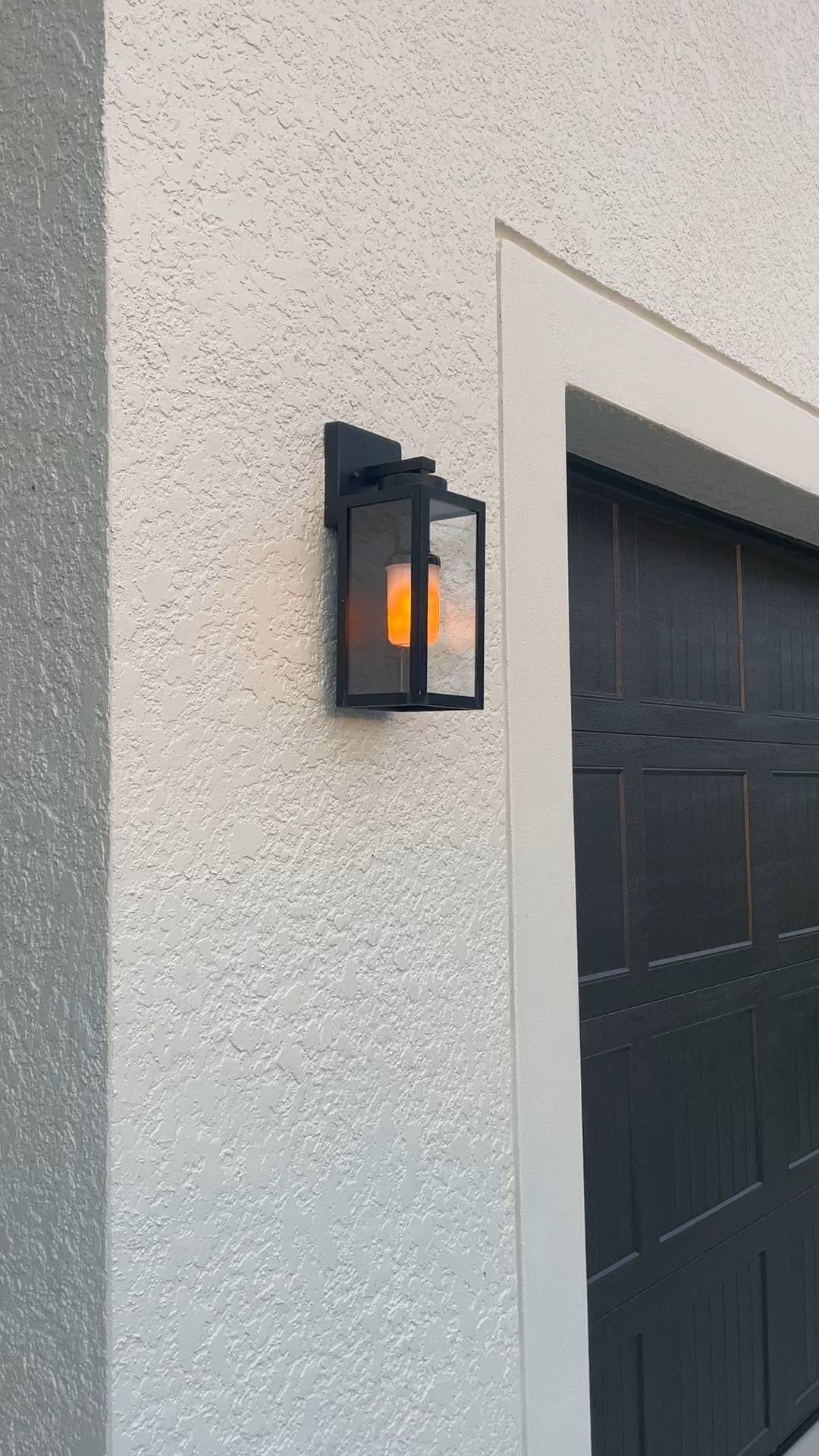 Super realistic Flickering Halloween lightbulbs 
-
Home decor, seasonal decorations, Halloween home, under $20

#LTKSeasonal #LTKSaleAlert #LTKHalloween