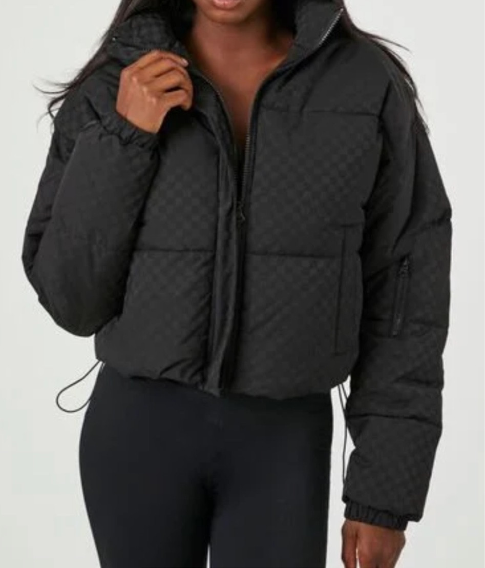 Minimal checkered puffer! 

#LTKHolidaySale #LTKHoliday #LTKSeasonal