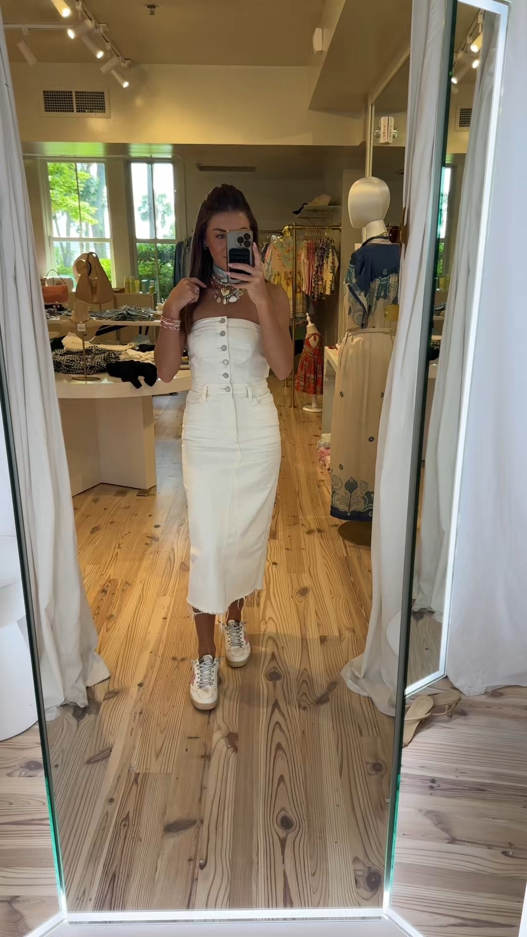 This dress is all over Poshmark and Depop just couldn’t tag! Added some similar options… maybe better than the one I’m wearing! 