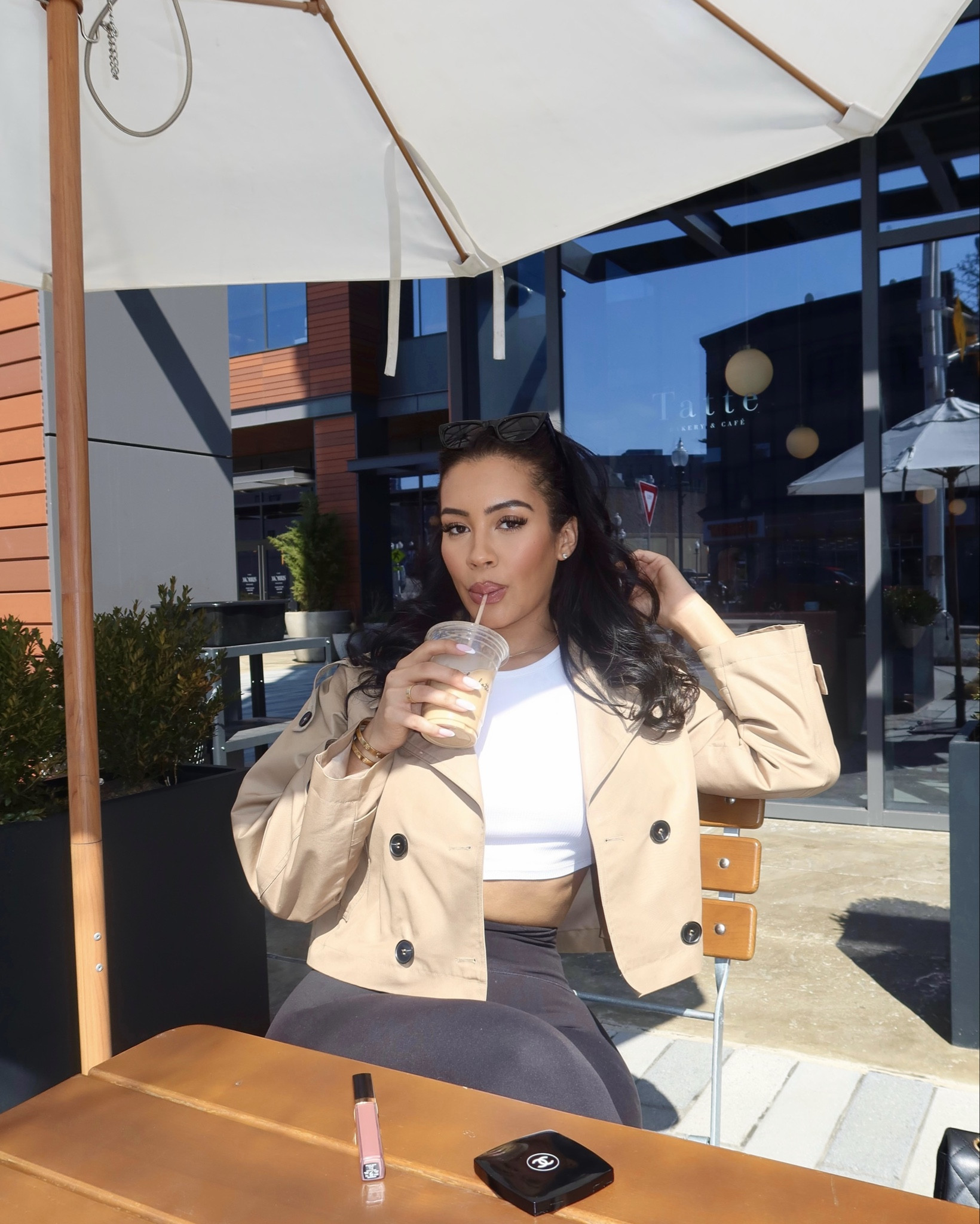 spring ootd ☀️ (linked alternative options) 

jacket: zara 
top: zara 
leggings: lululemon 
shoes: chanel ballet flats 


#LTKSpringSale #LTKootd #LTKgrwm