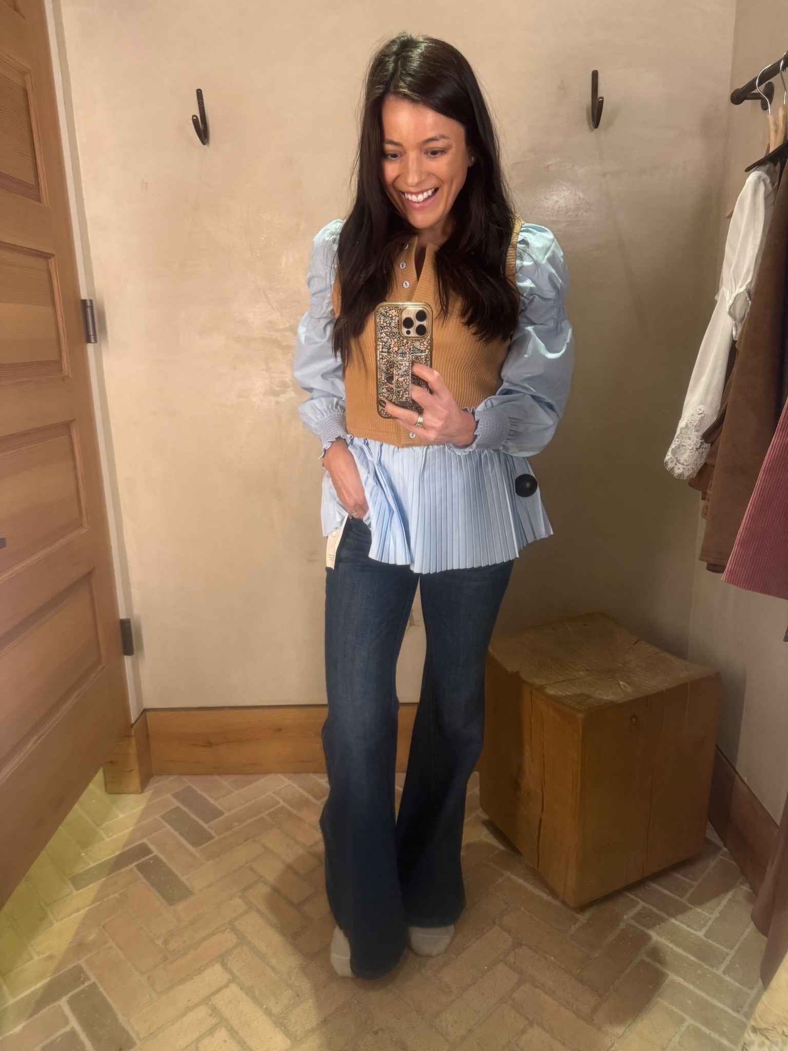 This top came home with me! Hits in all the right places. Would be great for workplace, teachers or even a brunch with girls. Millennial mom approved. 

#LTKootd