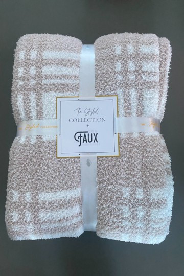 TSC + Our Faux Farmhouse: Windowpane Blanket | The Styled Collection