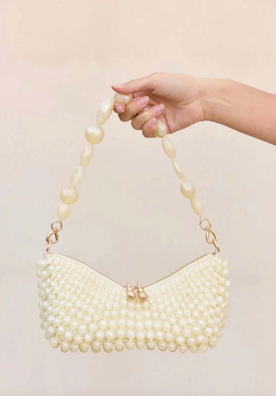 Bridal handbags for the 2026 bride 🤍💍

Pearls, gold details, soft ivory, all the bridal feels for a 2026 or 2027 wedding 

#LTKWedding