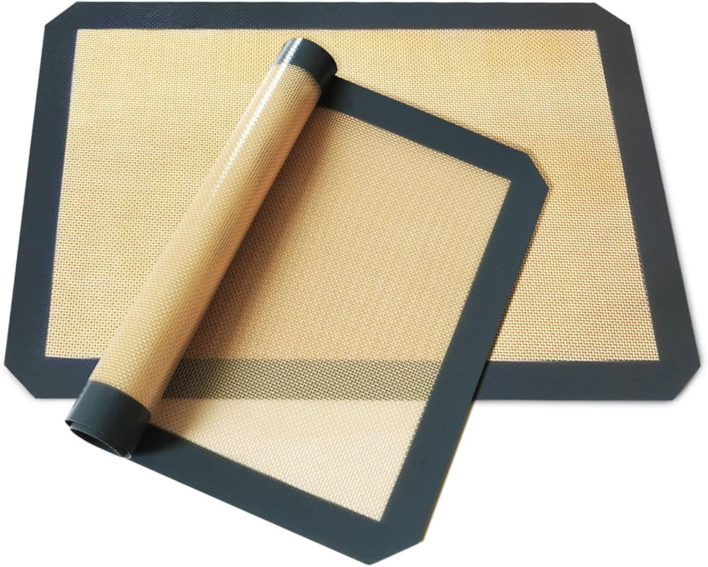 Betus Silicone Baking Mat - Professional Kitchen Food Bakeware (11-5/8" X 16-1/2") - Non-Stick Pa... | Amazon (US)